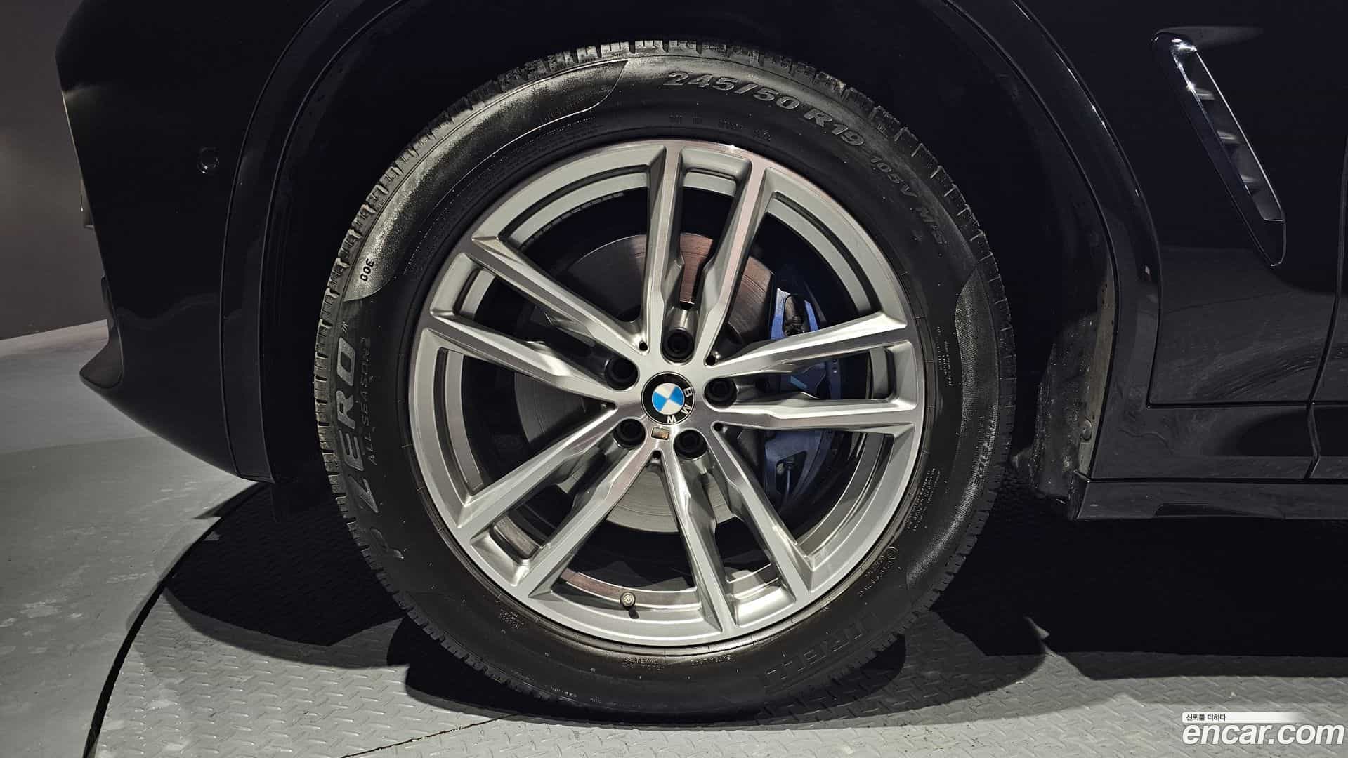 X4 BMW 2018.11-OUTER-005