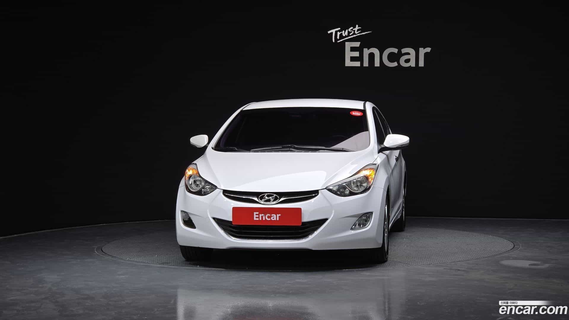 AVANTE Hyundai 2013.3-OUTER-003