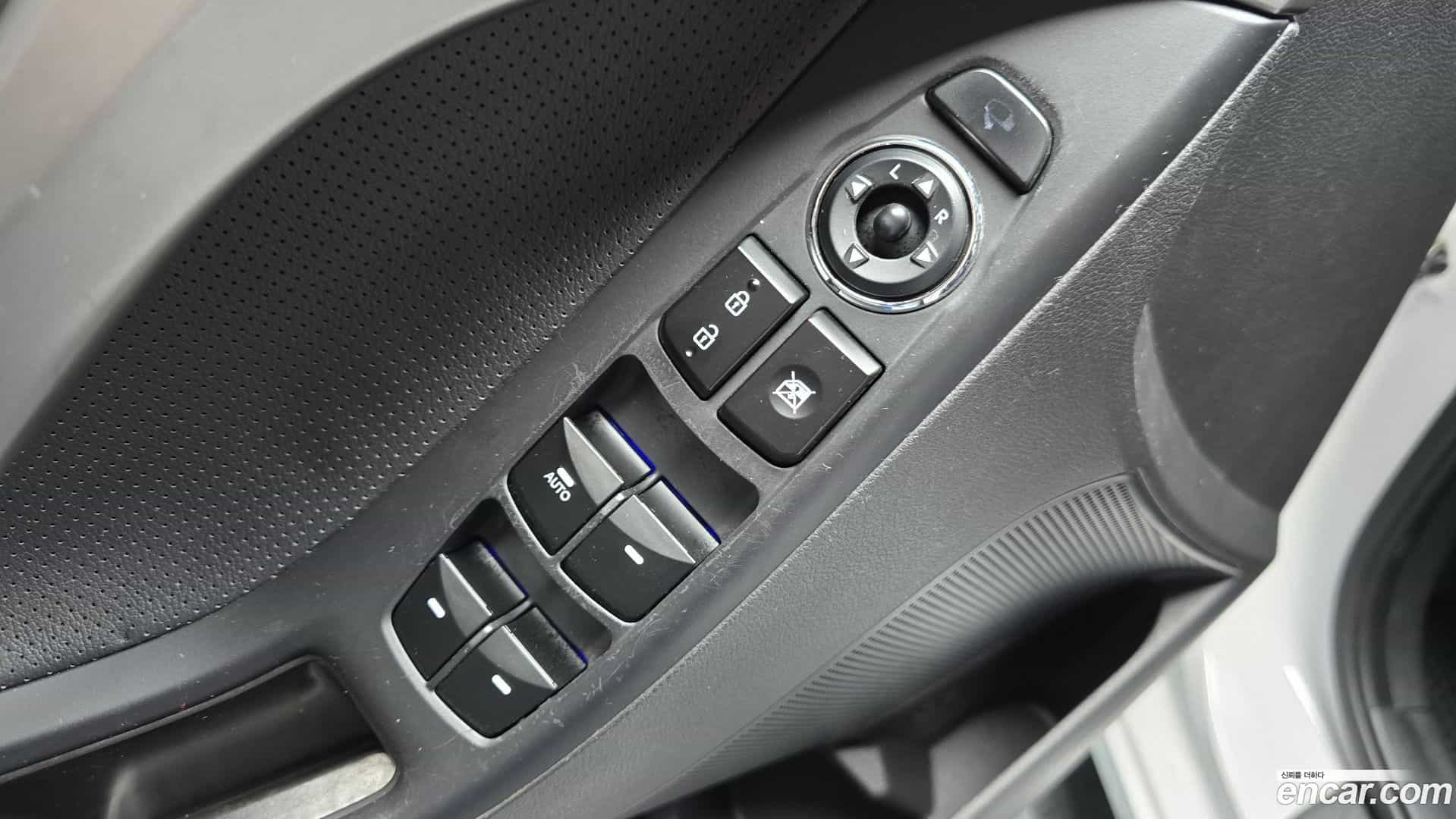 AVANTE Hyundai 2013.3-OPTION-018