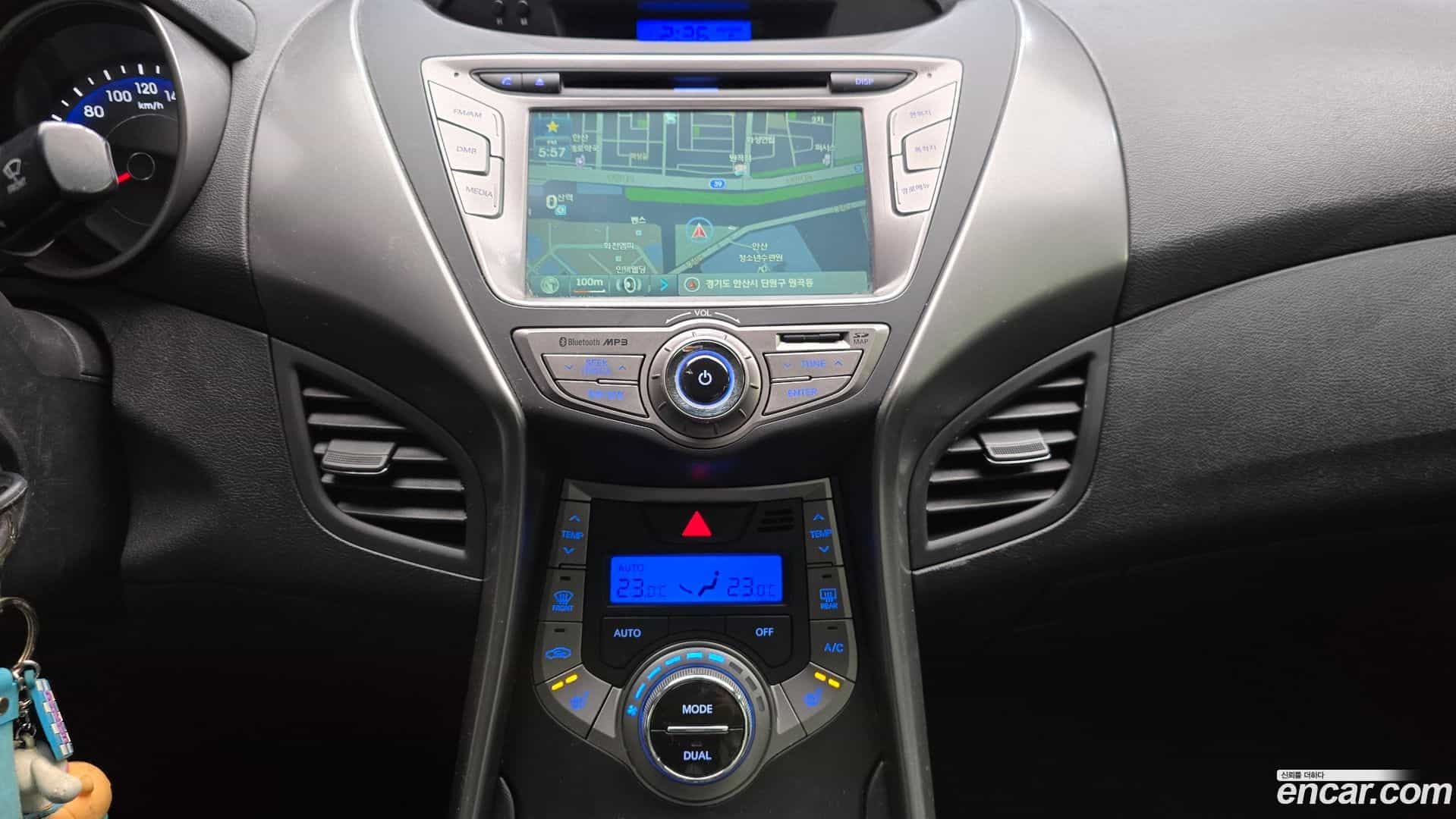 AVANTE Hyundai 2013.3-OPTION-023