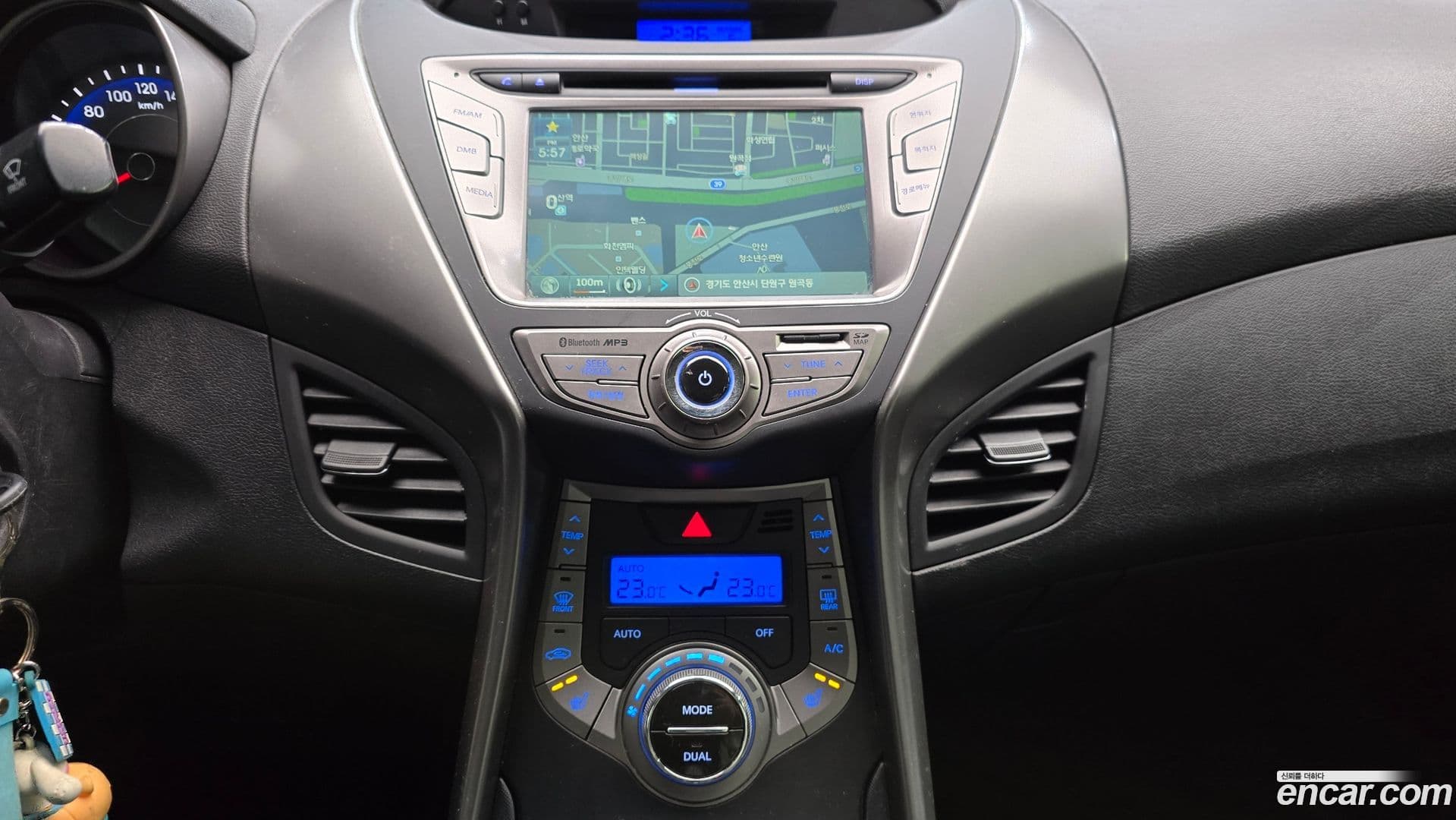 Main__Slider__Photo:AVANTE Hyundai 2013.3-18