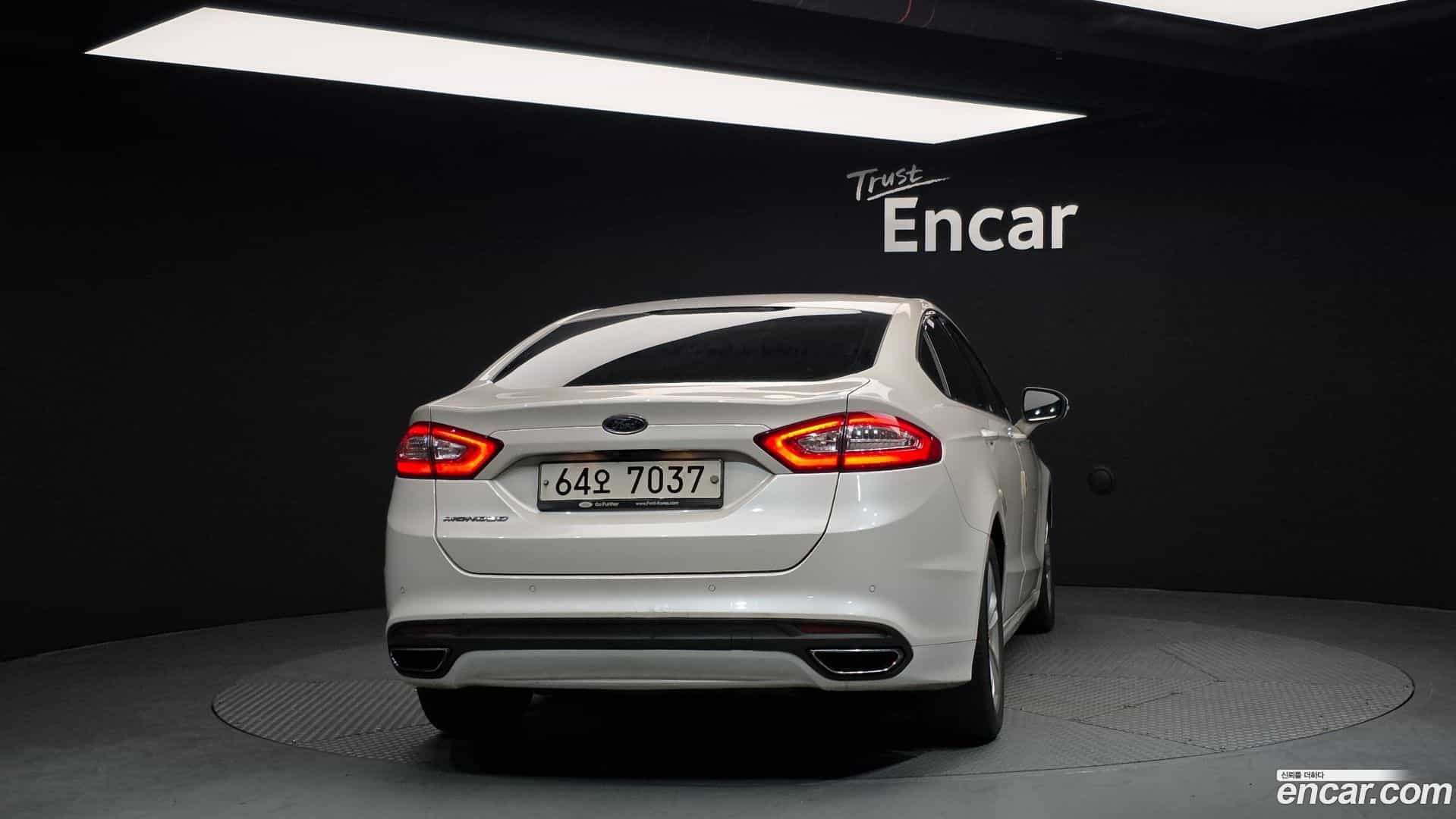 Mondeo Ford 2015.2-OUTER-004