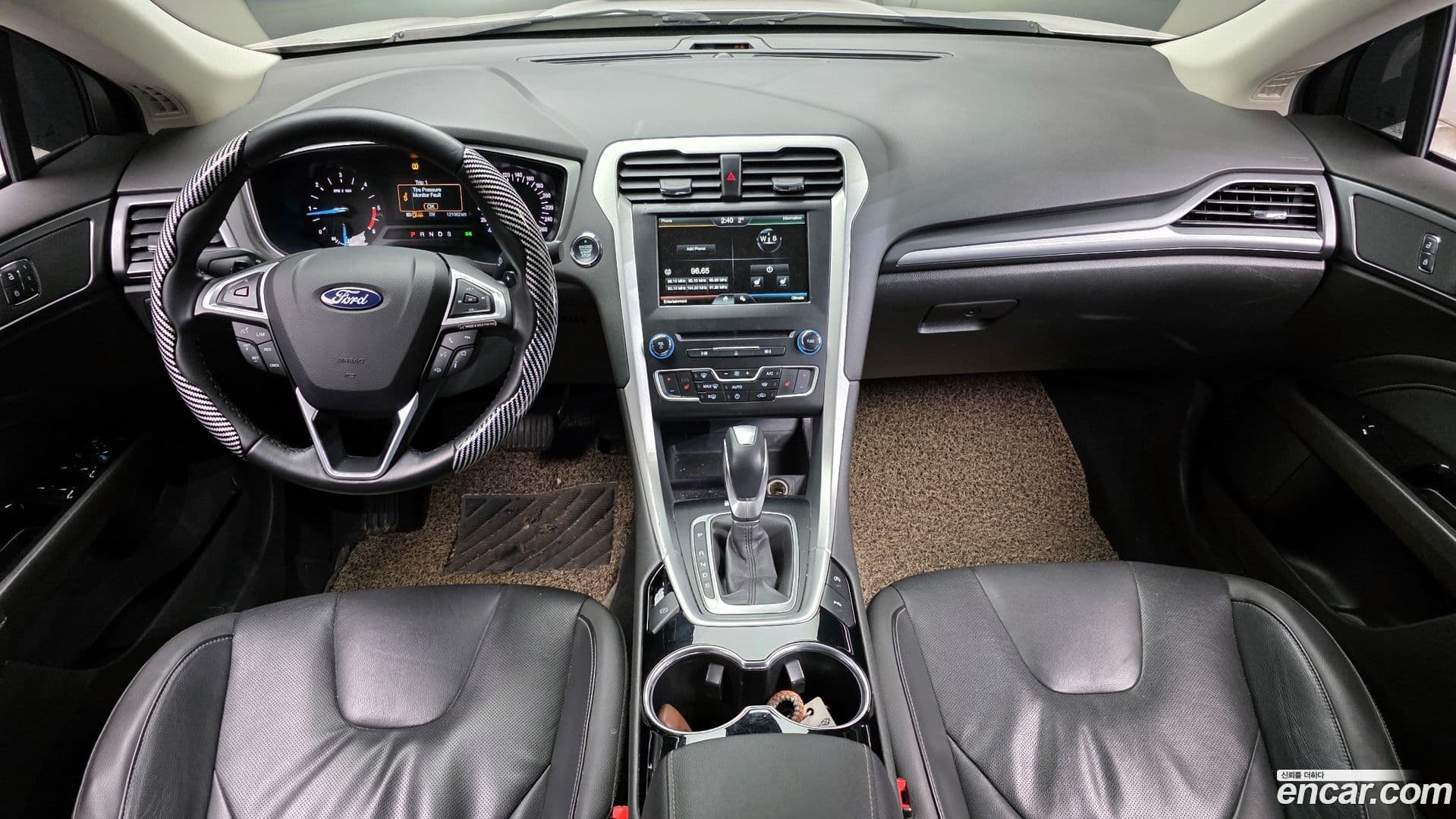 Main__Slider__Photo:Mondeo Ford 2015.2-6