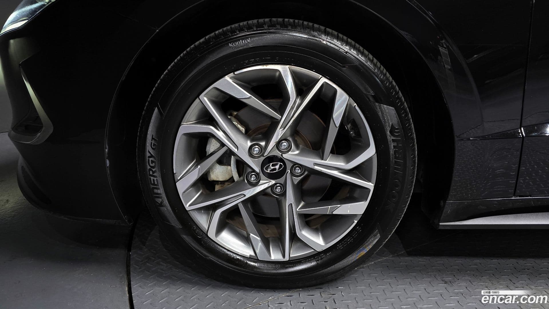 Main__Slider__Photo:Sonata Hyundai 2020.9-4