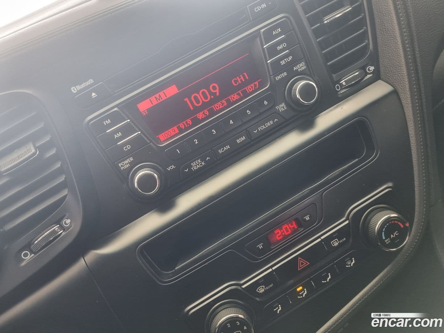 Main__Slider__Photo:K5 Kia 2011.3-12