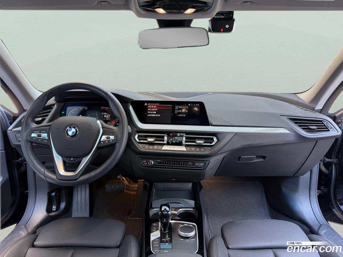 2-Series BMW 2021.8-INNER-007