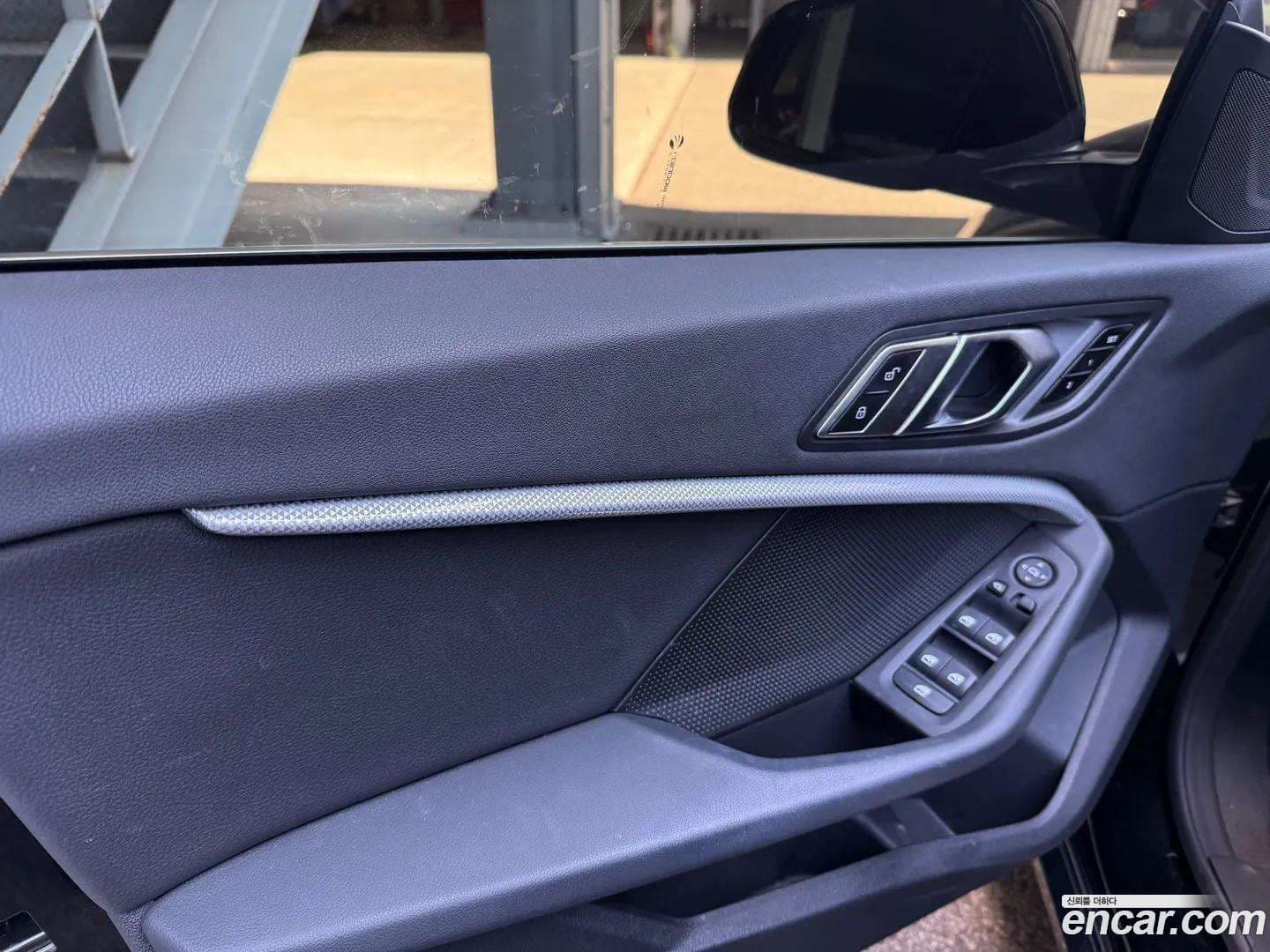 Main__Slider__Photo:2-Series BMW 2021.8-15