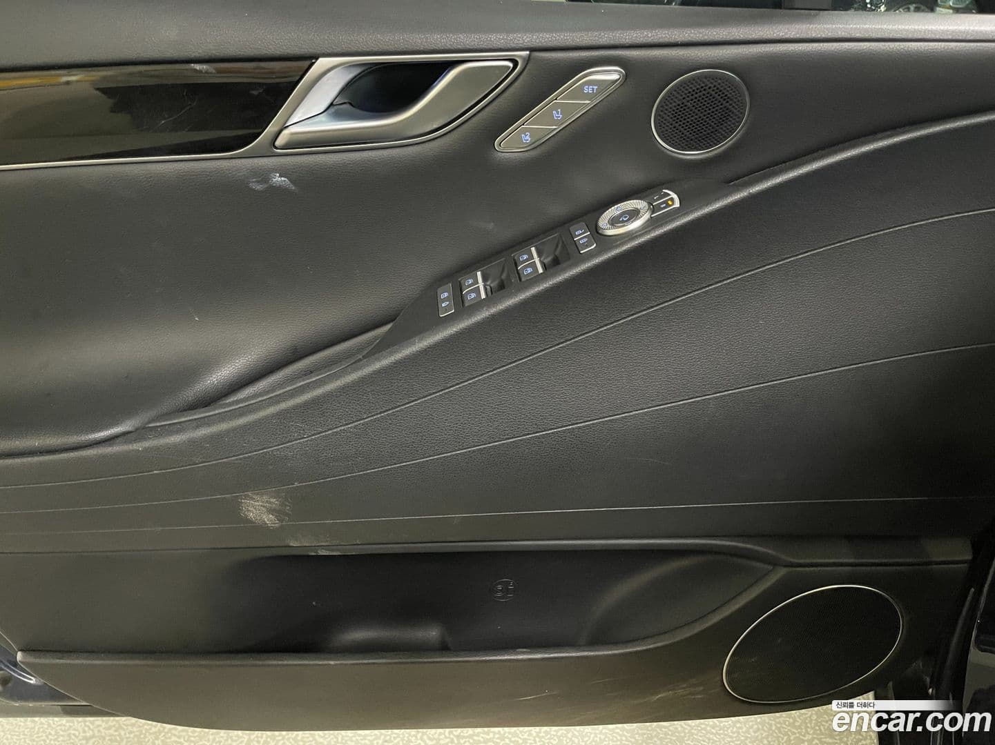 Main__Slider__Photo:G80 Genesis 2021.7-11