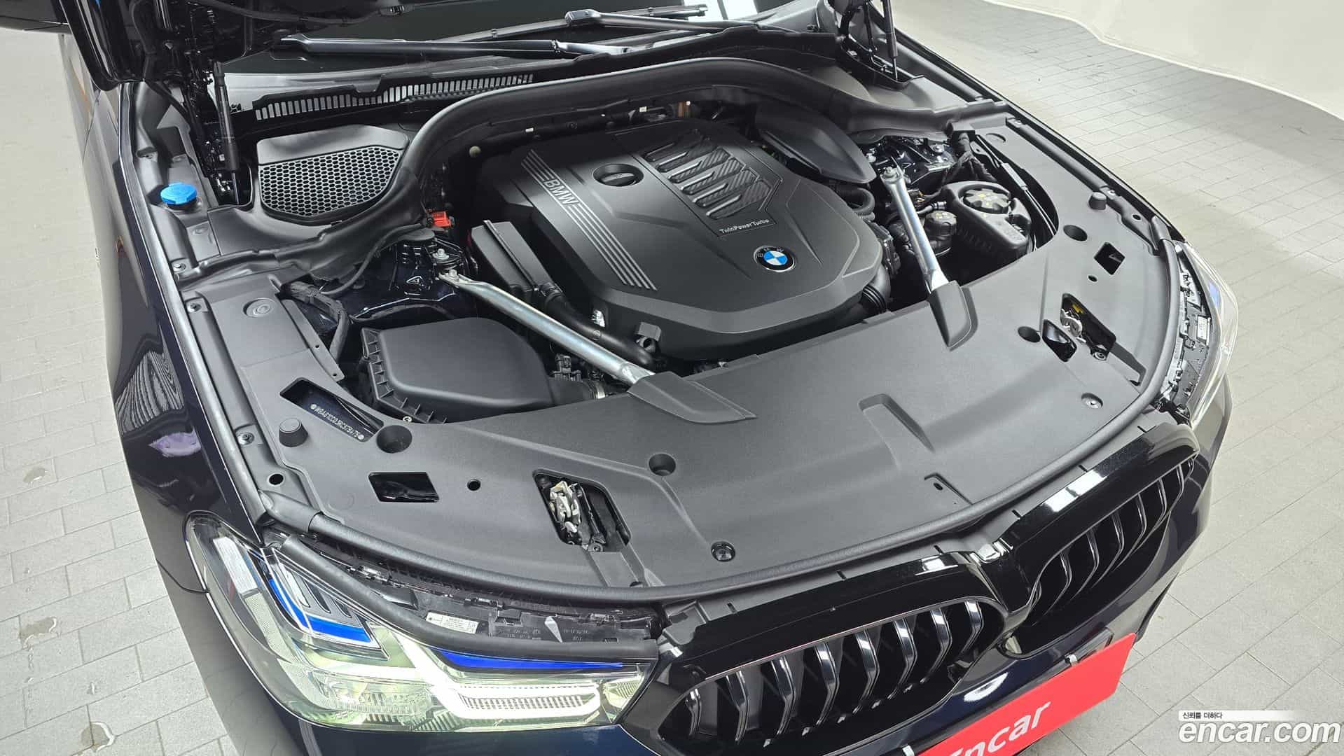 Gran Turismo BMW 2024.10-INNER-006