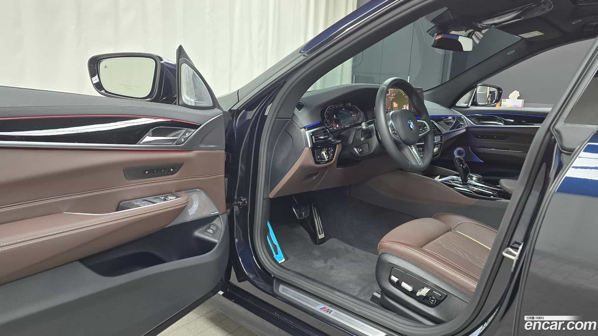 Gran Turismo BMW 2024.10-INNER-010