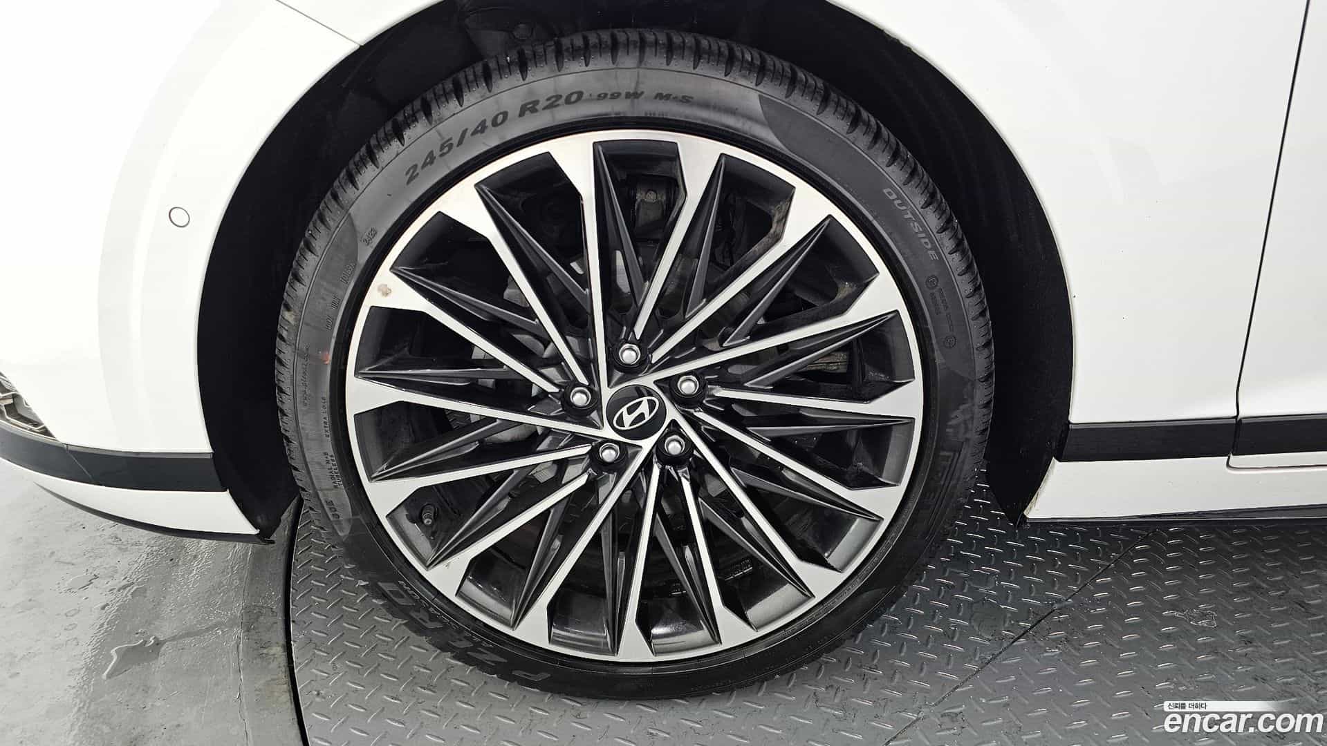 Grandeur Hyundai 2024.0-OUTER-005