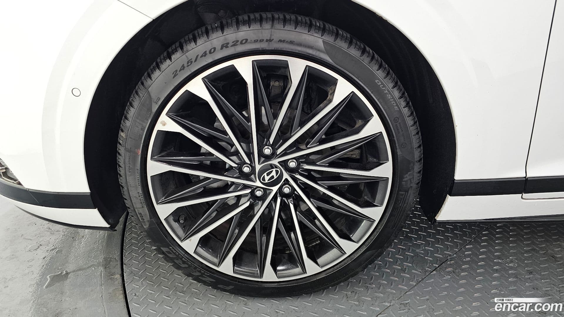 Main__Slider__Photo:Grandeur Hyundai 2024.0-4