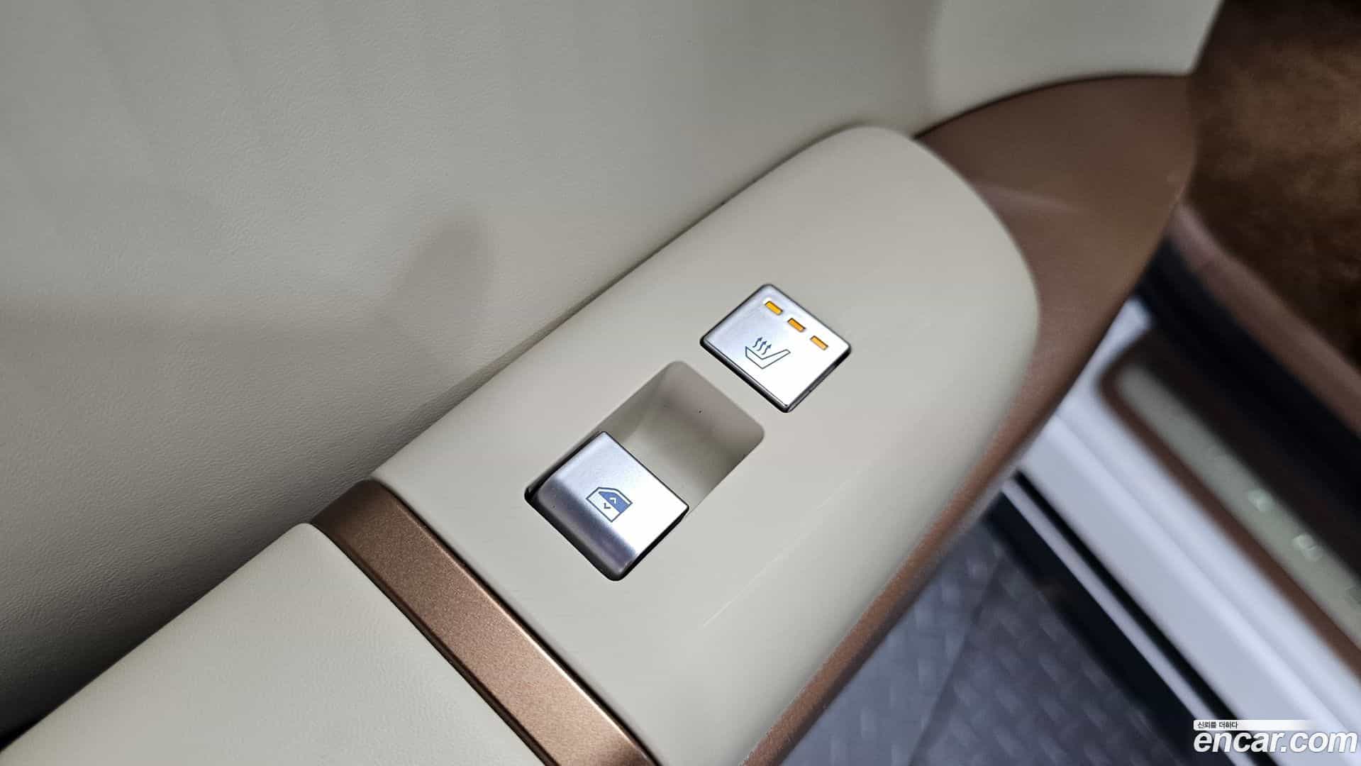 Grandeur Hyundai 2024.0-OPTION-021