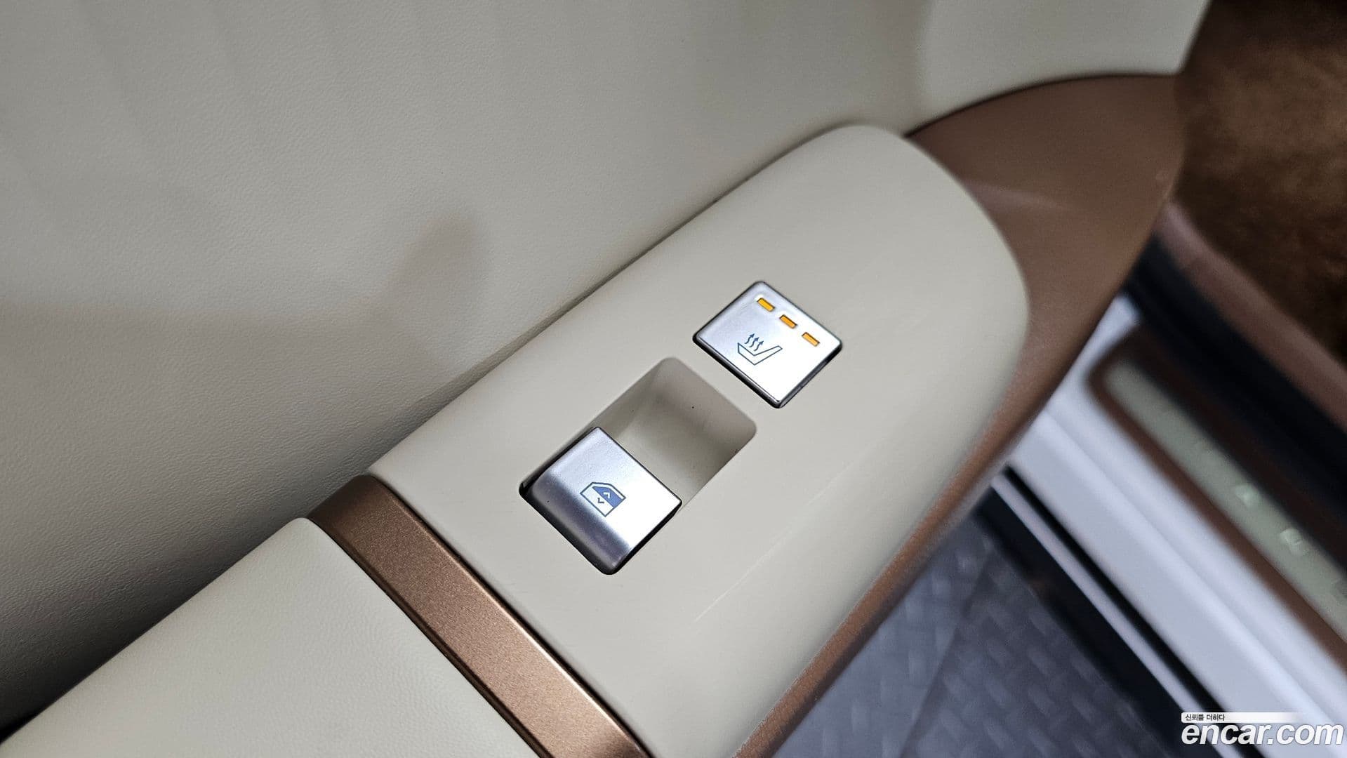 Main__Slider__Photo:Grandeur Hyundai 2024.0-16