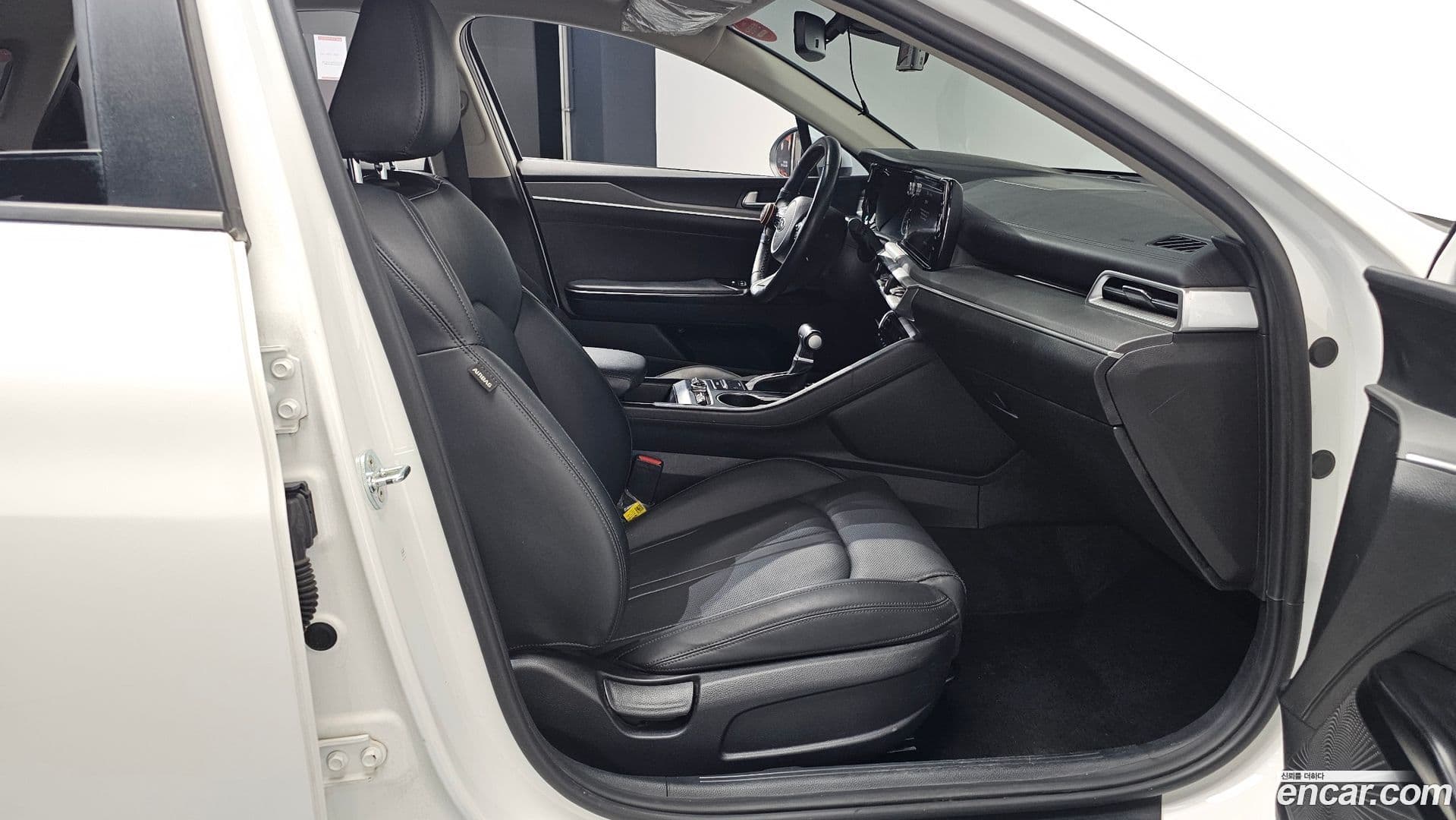 Main__Slider__Photo:K5 Kia 2021.0-10