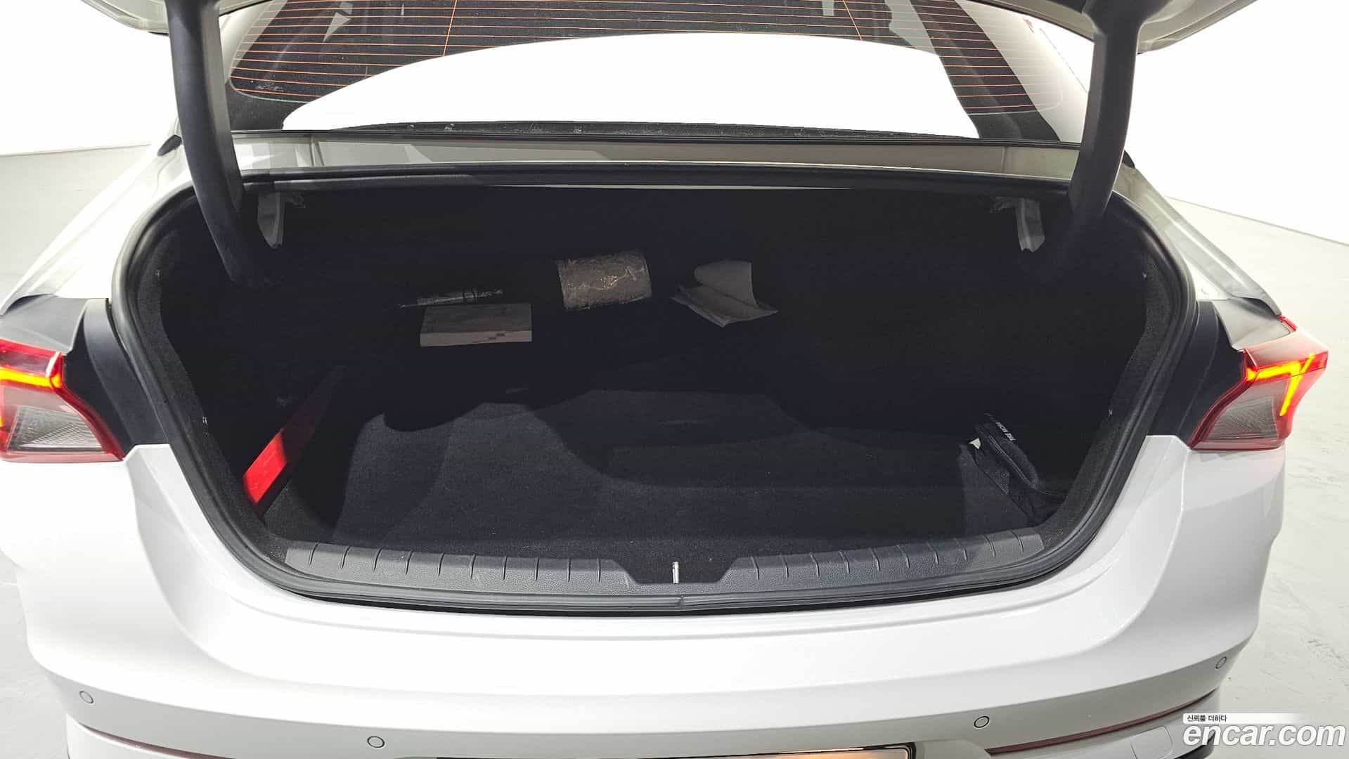 K5 Kia 2021.0-OPTION-024