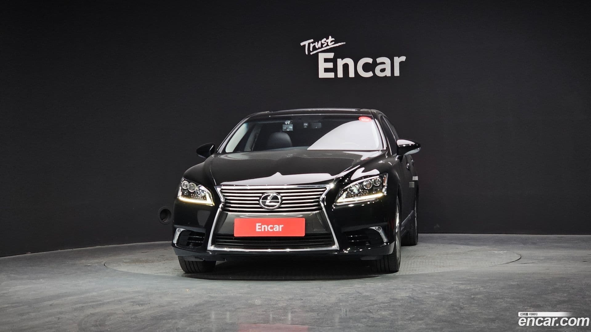 Main__Slider__Photo:LS Lexus 2015.3-2