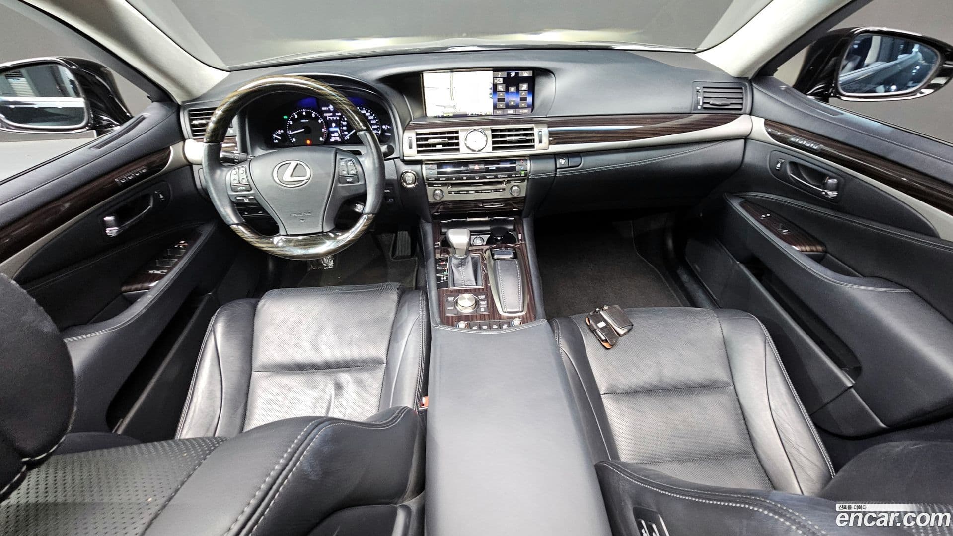 Main__Slider__Photo:LS Lexus 2015.3-6