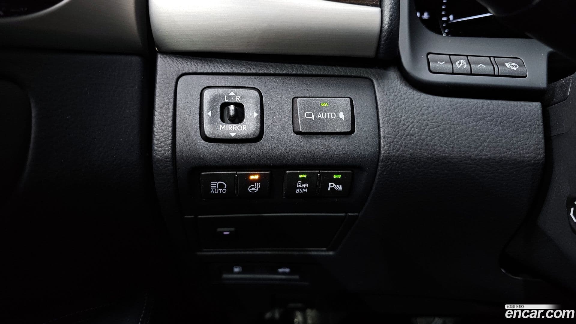 Main__Slider__Photo:LS Lexus 2015.3-15