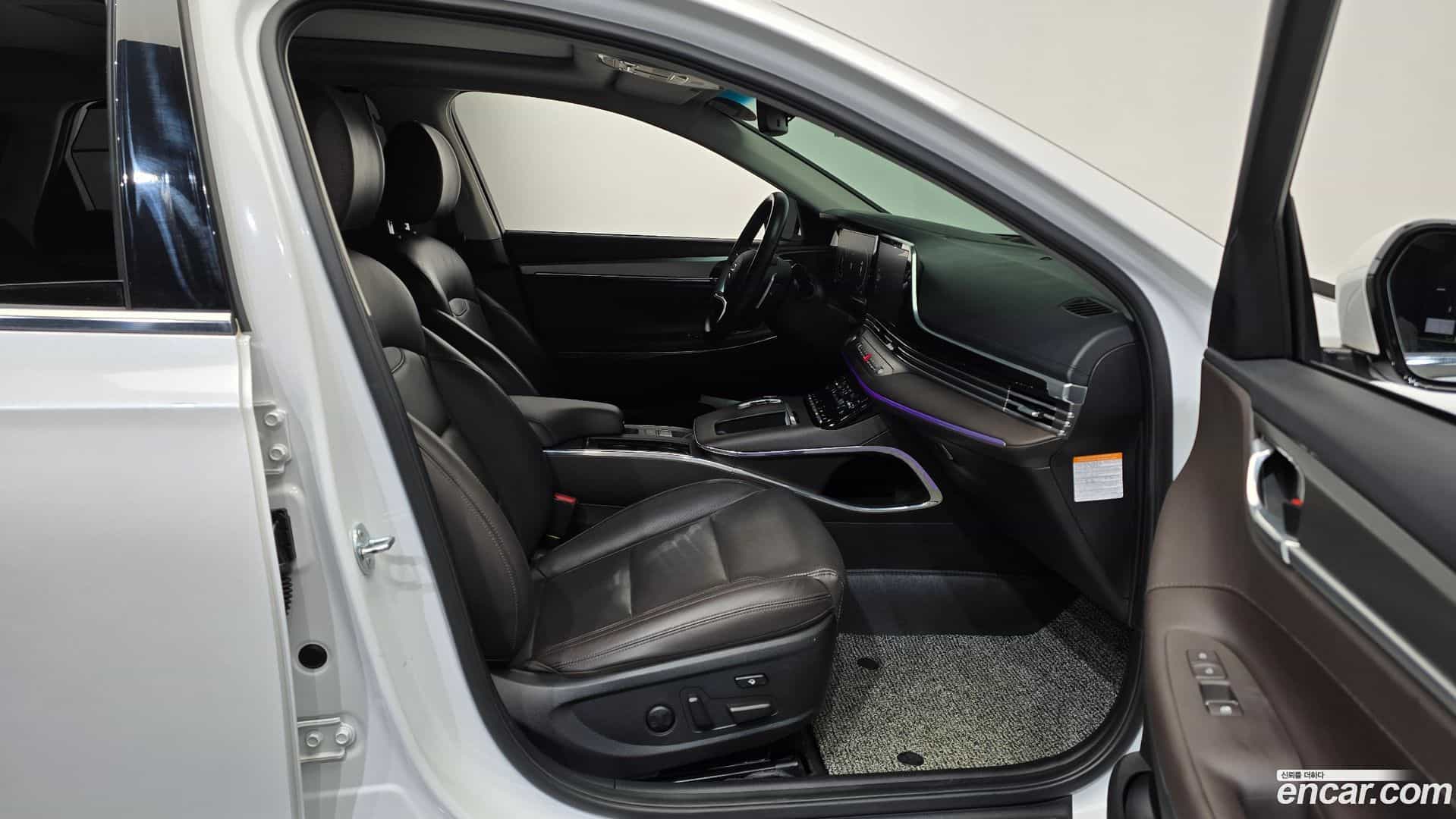 Grandeur Hyundai 2020.7-OPTION-015