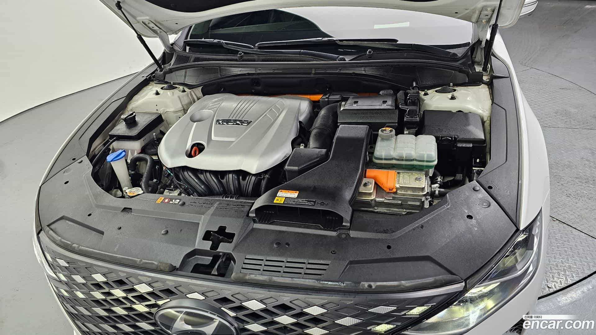 Grandeur Hyundai 2019.11-INNER-006