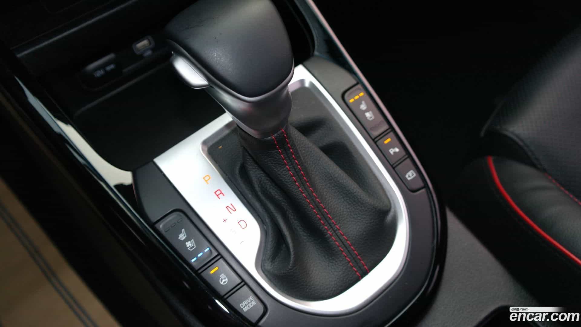 K3 Kia 2024.0-INNER-009