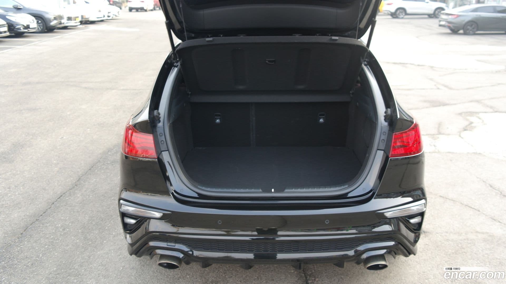 Main__Slider__Photo:K3 Kia 2024.0-19