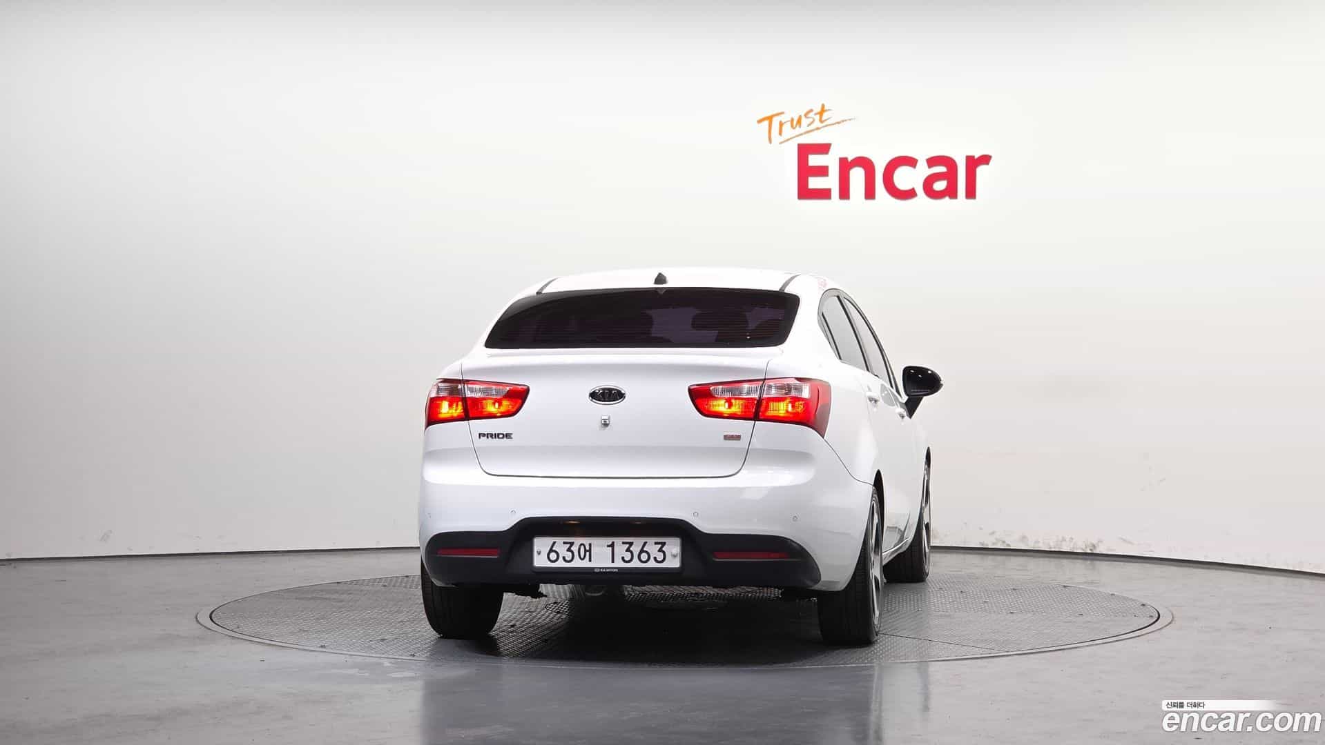 pride Kia 2012.5-OUTER-004