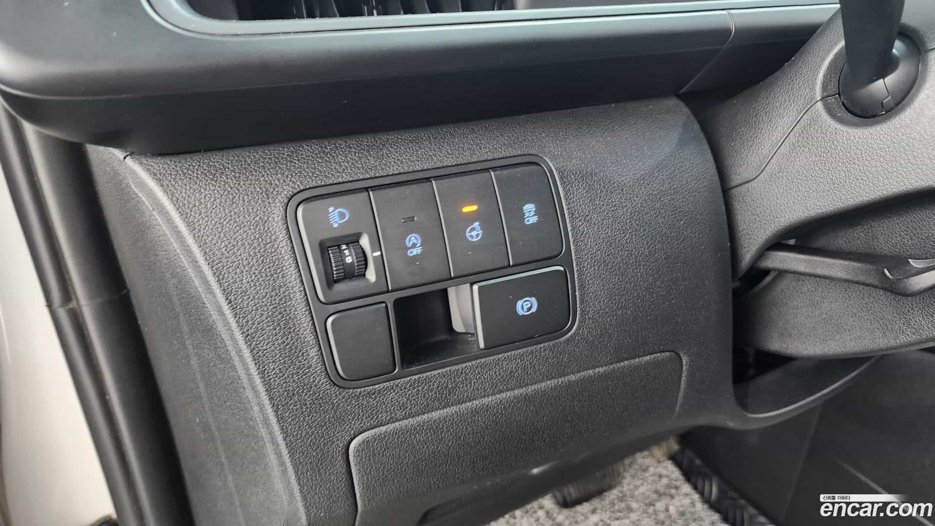 Staria Hyundai 2023.3-OPTION-018