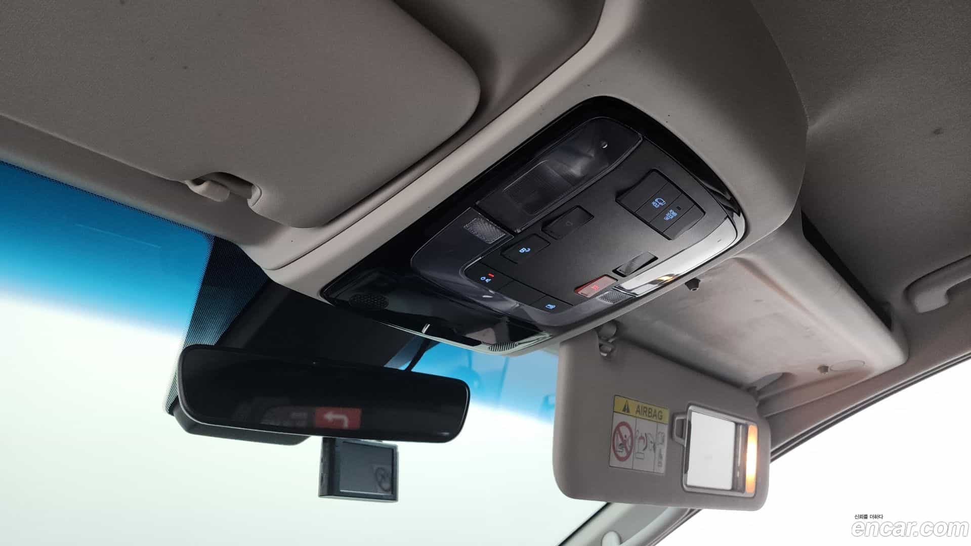 Staria Hyundai 2023.3-OPTION-021