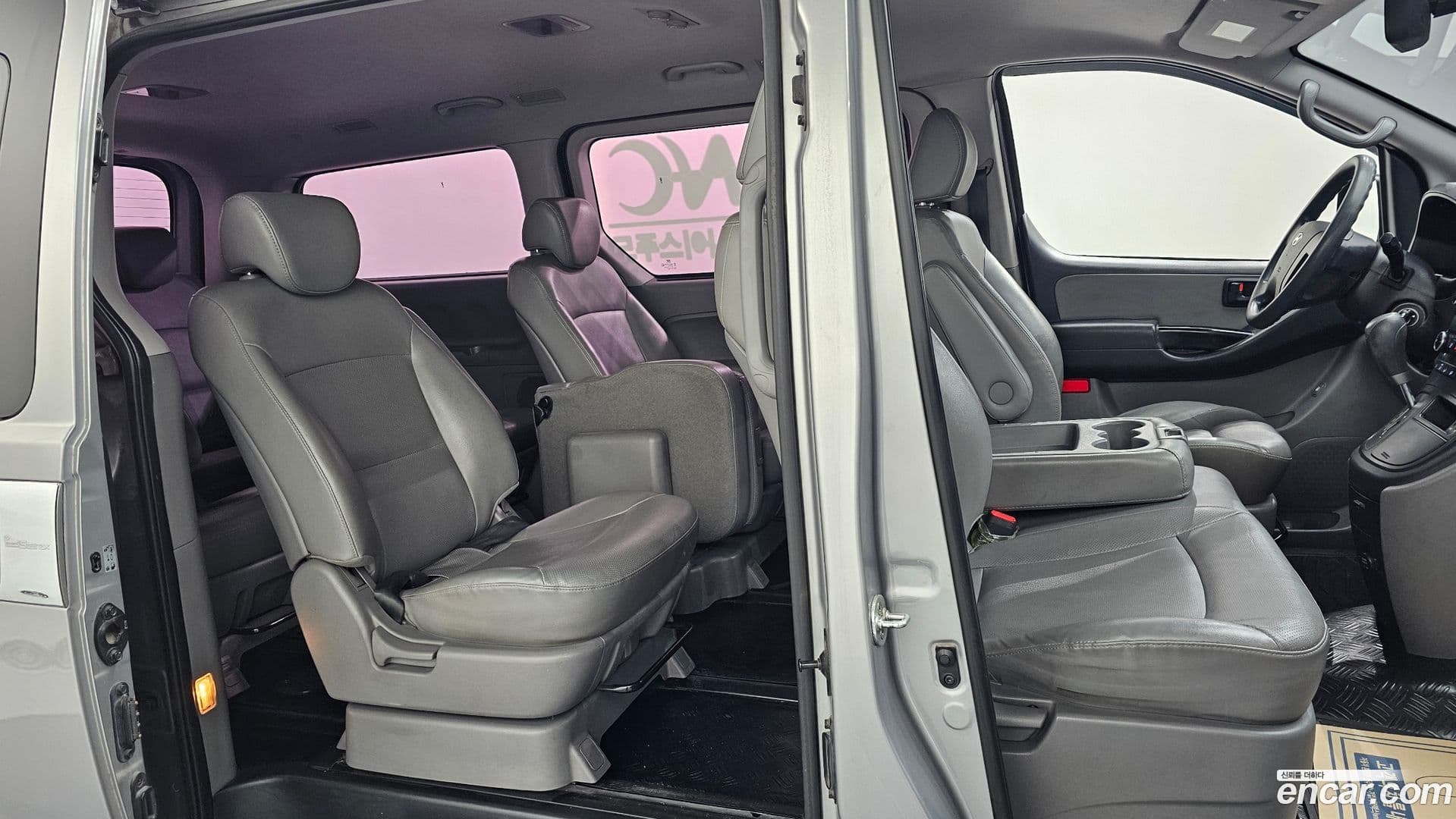 Main__Slider__Photo:Starex Hyundai 2015.9-10