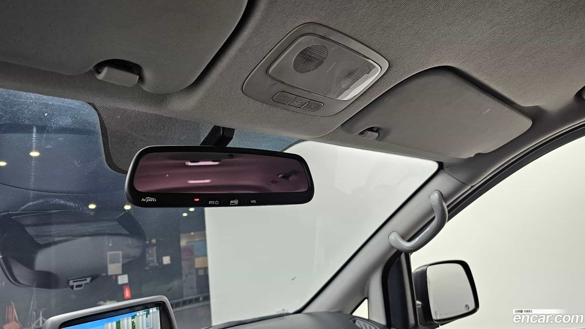 Starex Hyundai 2015.9-OPTION-023