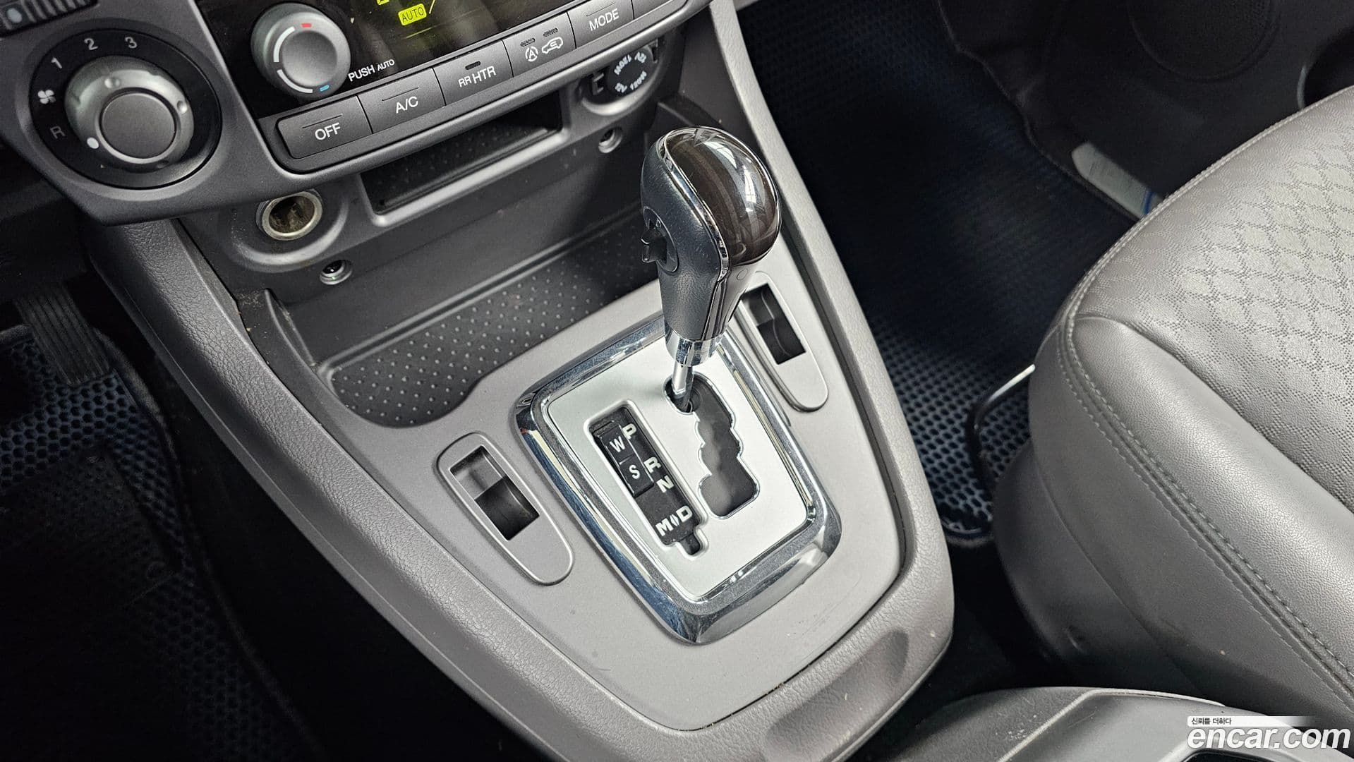 Main__Slider__Photo:KORANDO KG_Mobility_Ssangyong 2016.1-8