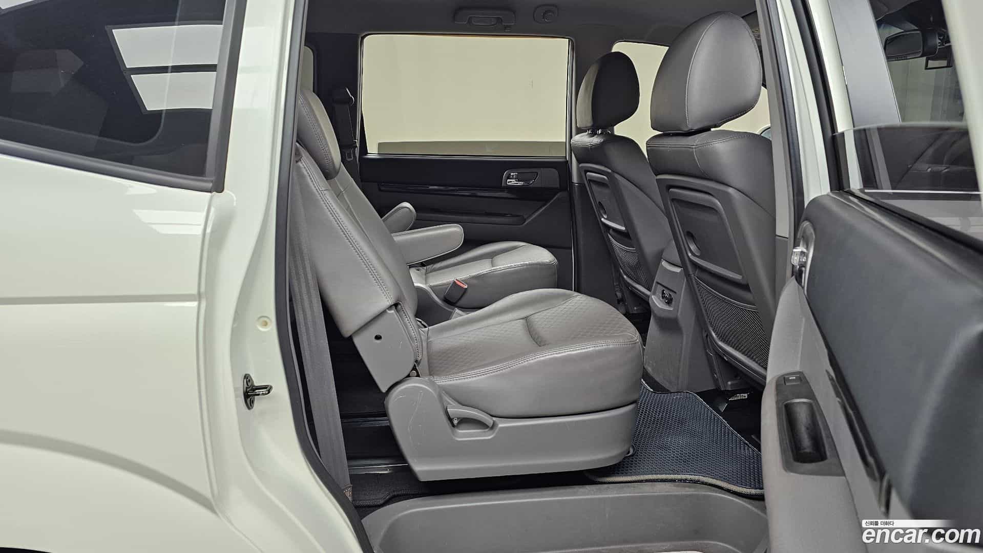 KORANDO KG_Mobility_Ssangyong 2016.1-OPTION-016