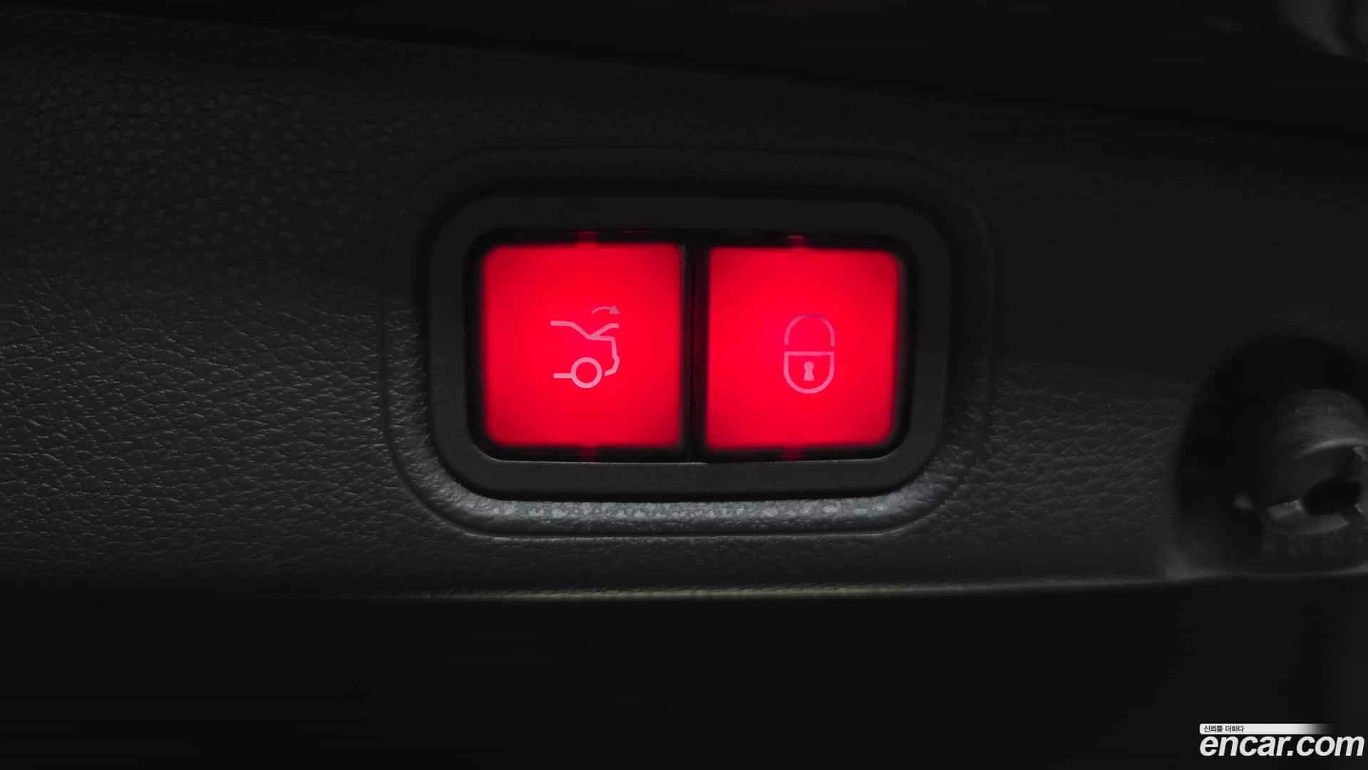 E-Class Mercedes-Benz 2021.2-OPTION-023