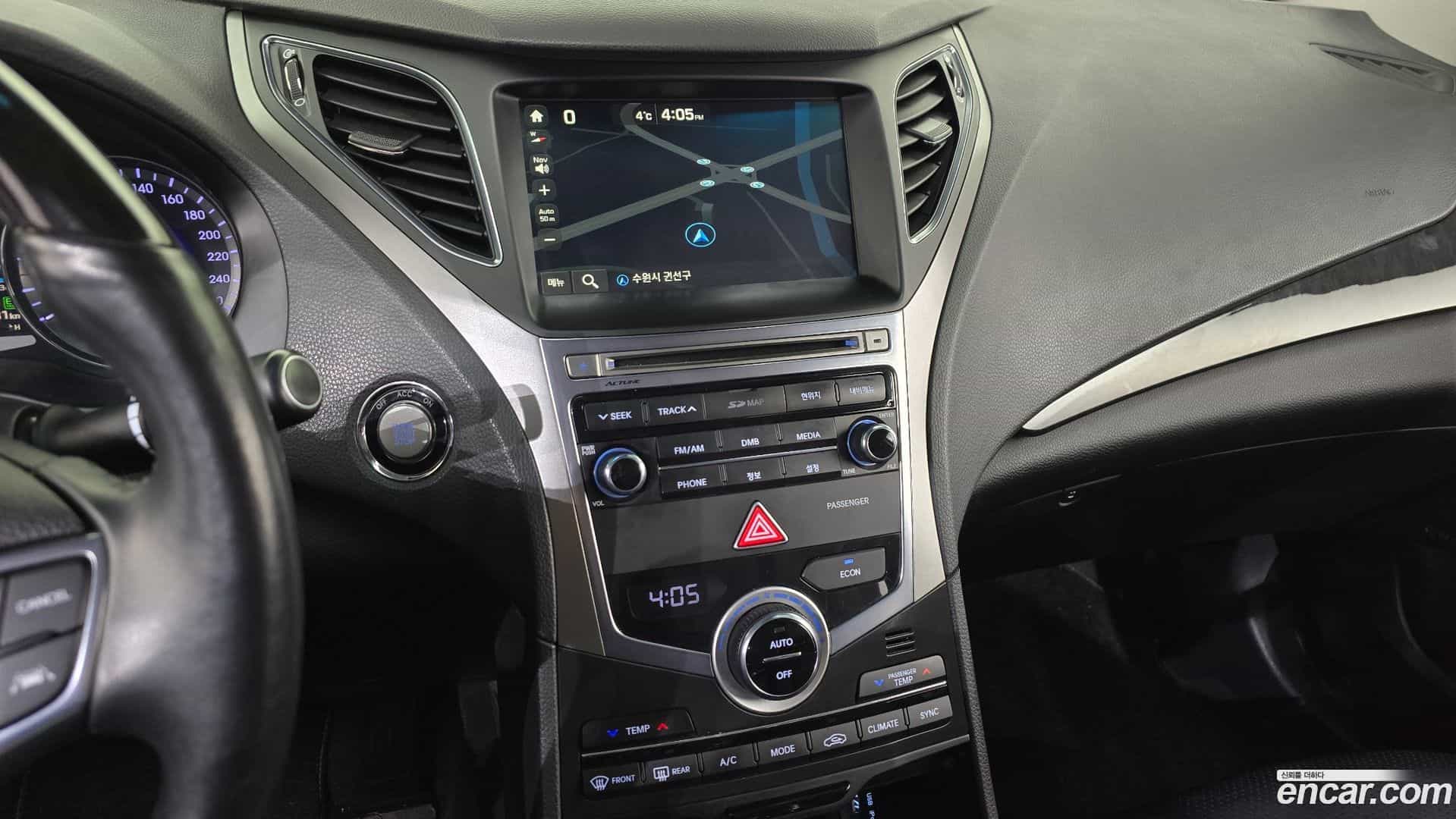 Grandeur Hyundai 2016.1-OPTION-018