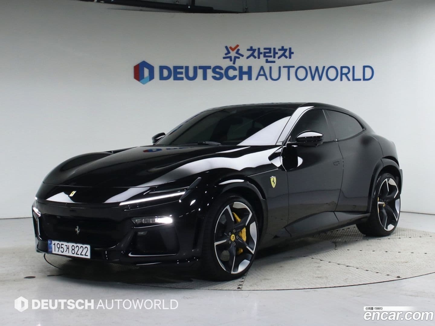 Main__Slider__Photo:Purosangue Ferrari 2025.5-0