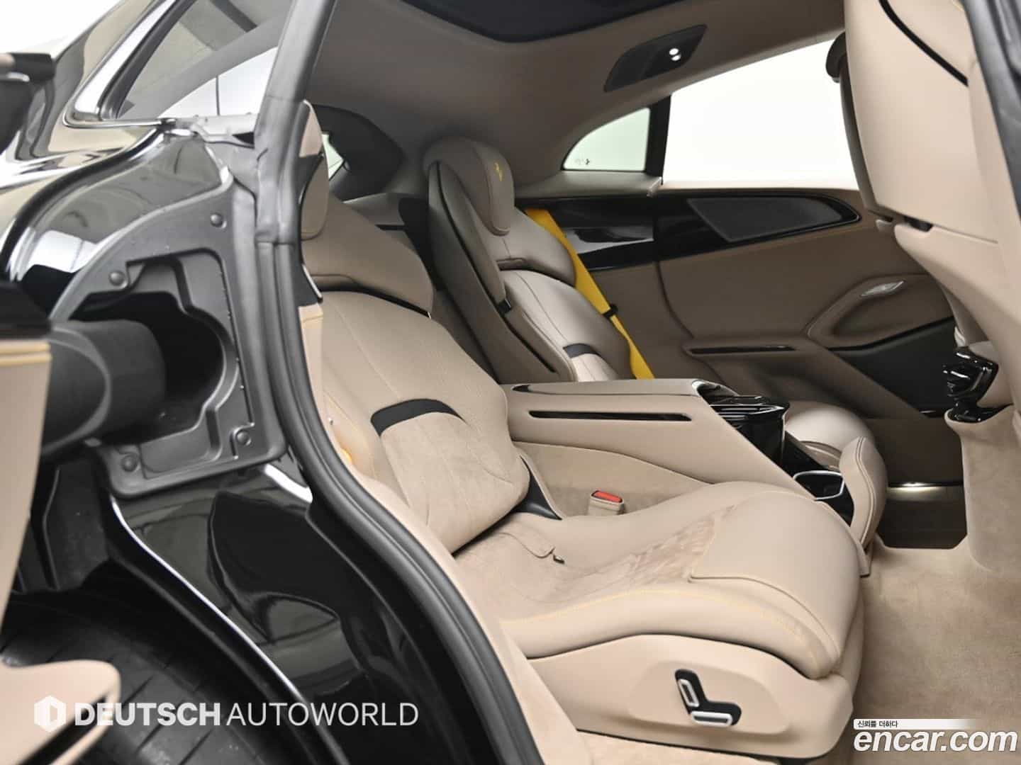 Purosangue Ferrari 2025.5-OPTION-016