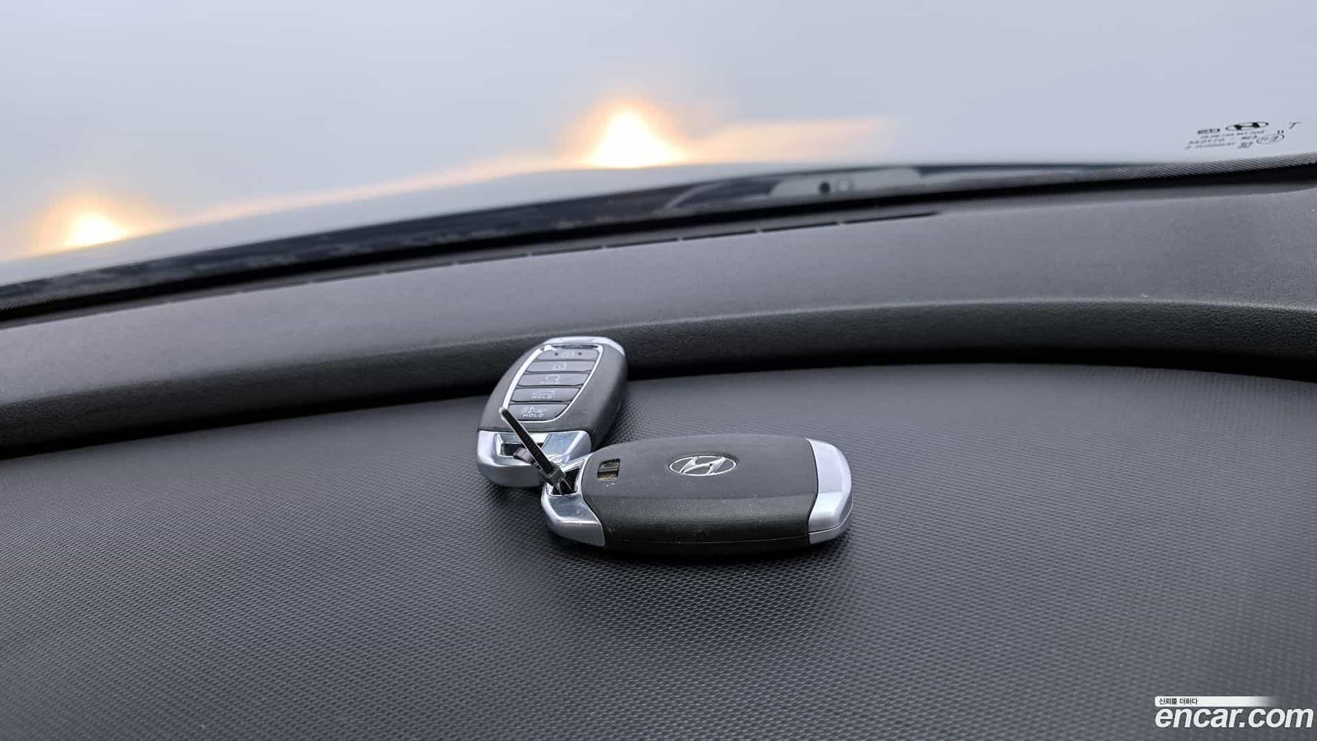 AVANTE Hyundai 2021.1-OPTION-023