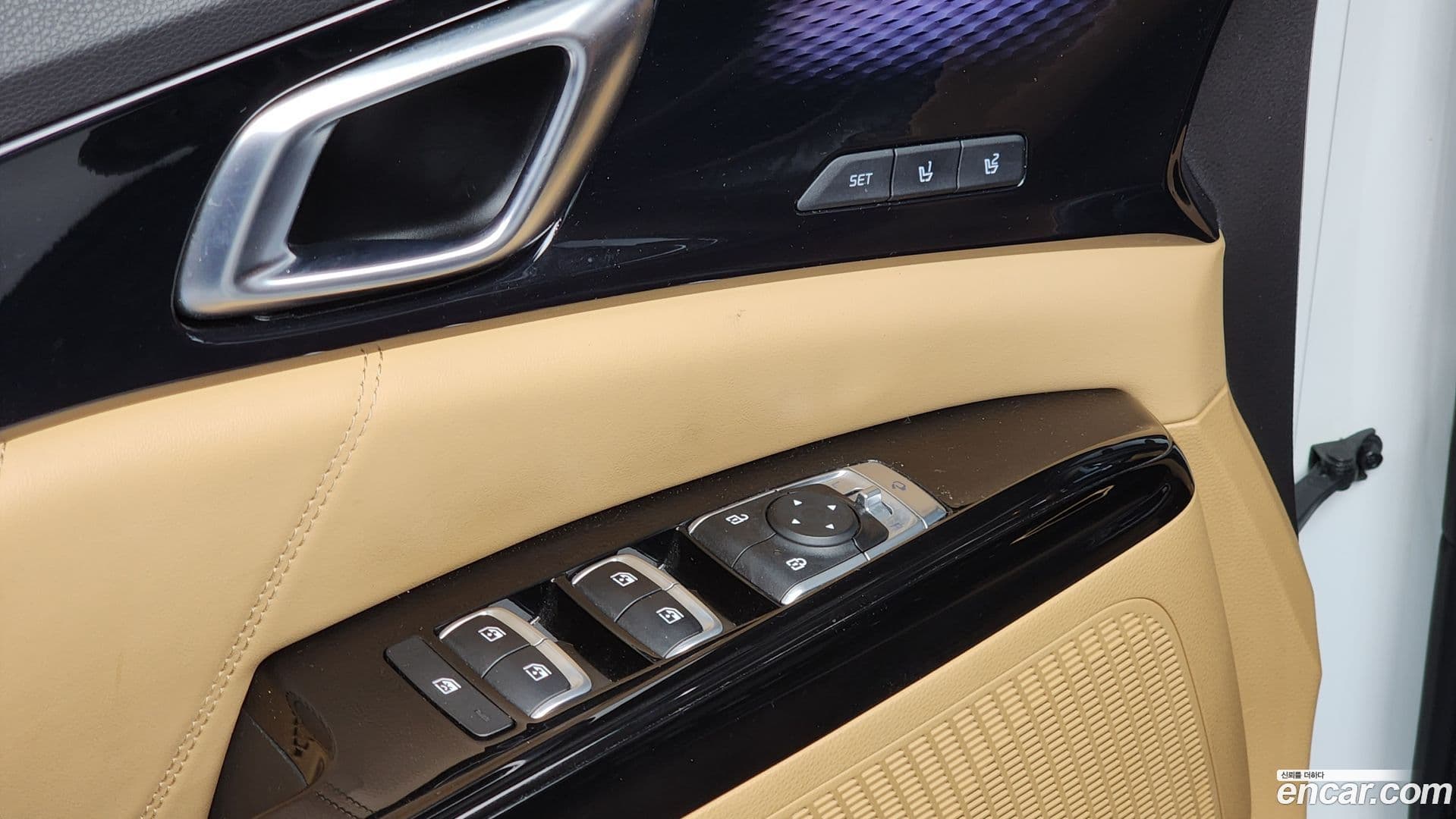 Main__Slider__Photo:Canival Kia 2023.1-12