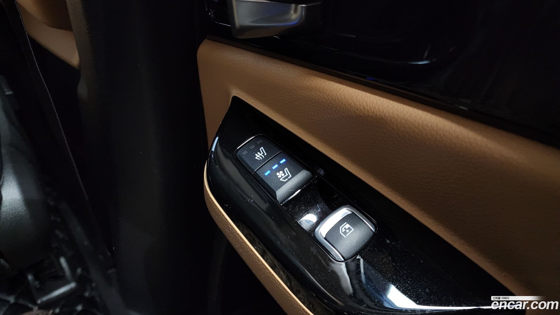 Main__Slider__Photo:Canival Kia 2023.1-17