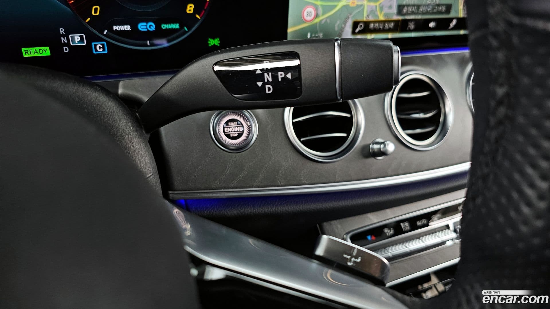 Main__Slider__Photo:E-Class Mercedes-Benz 2022.6-8