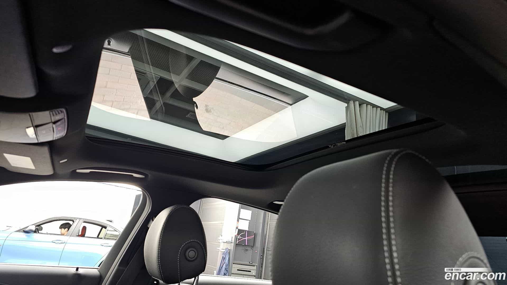 E-Class Mercedes-Benz 2022.6-OPTION-023