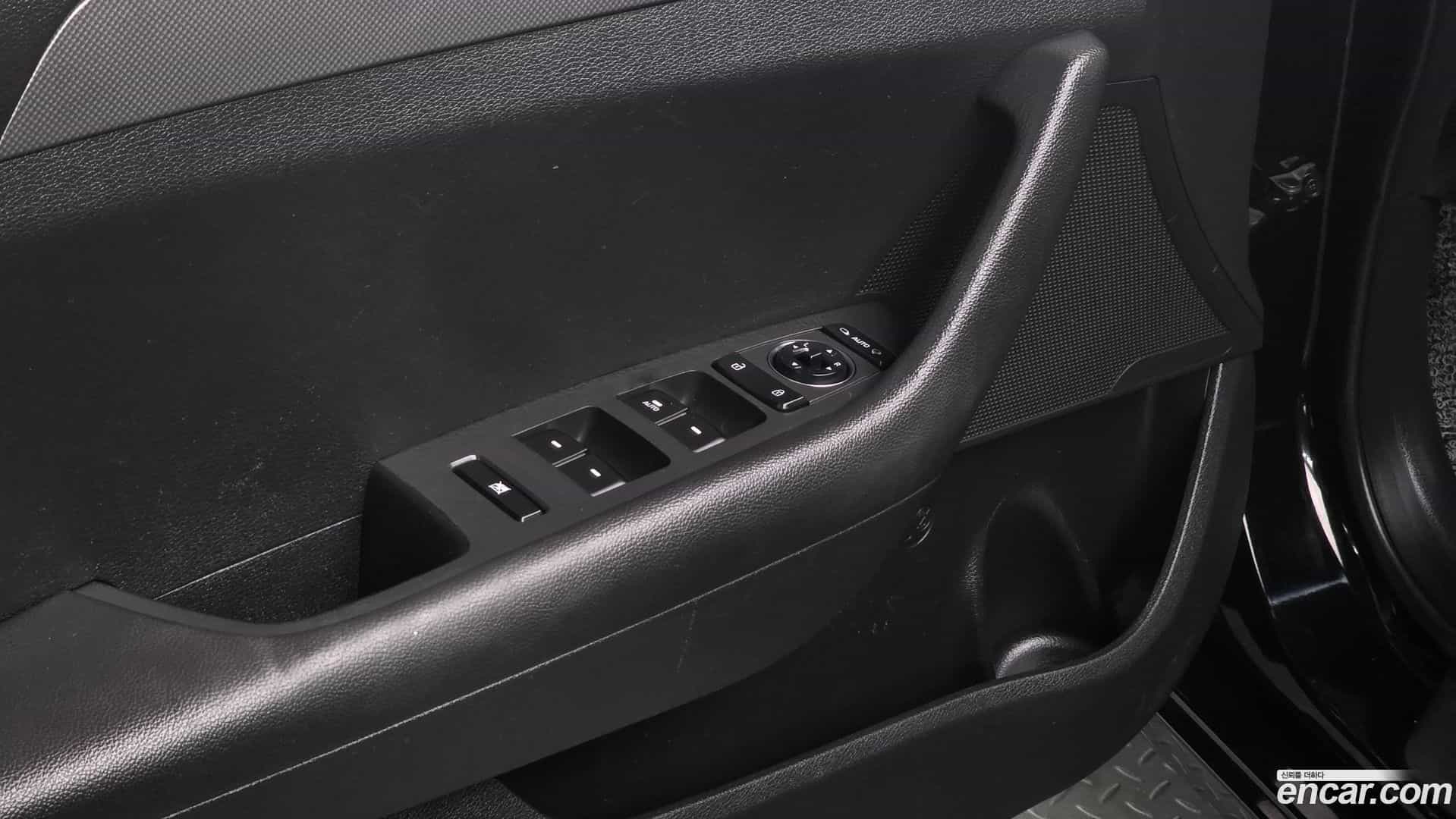 Sonata Hyundai 2014.8-OPTION-021