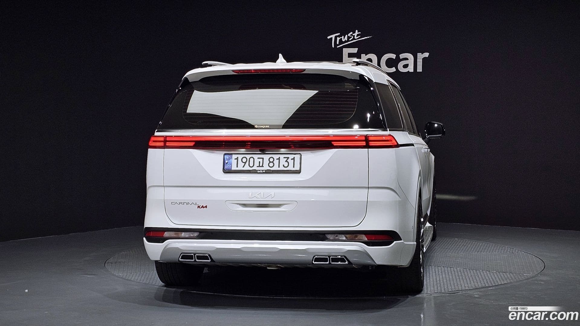 Main__Slider__Photo:Canival Kia 2023.5-3