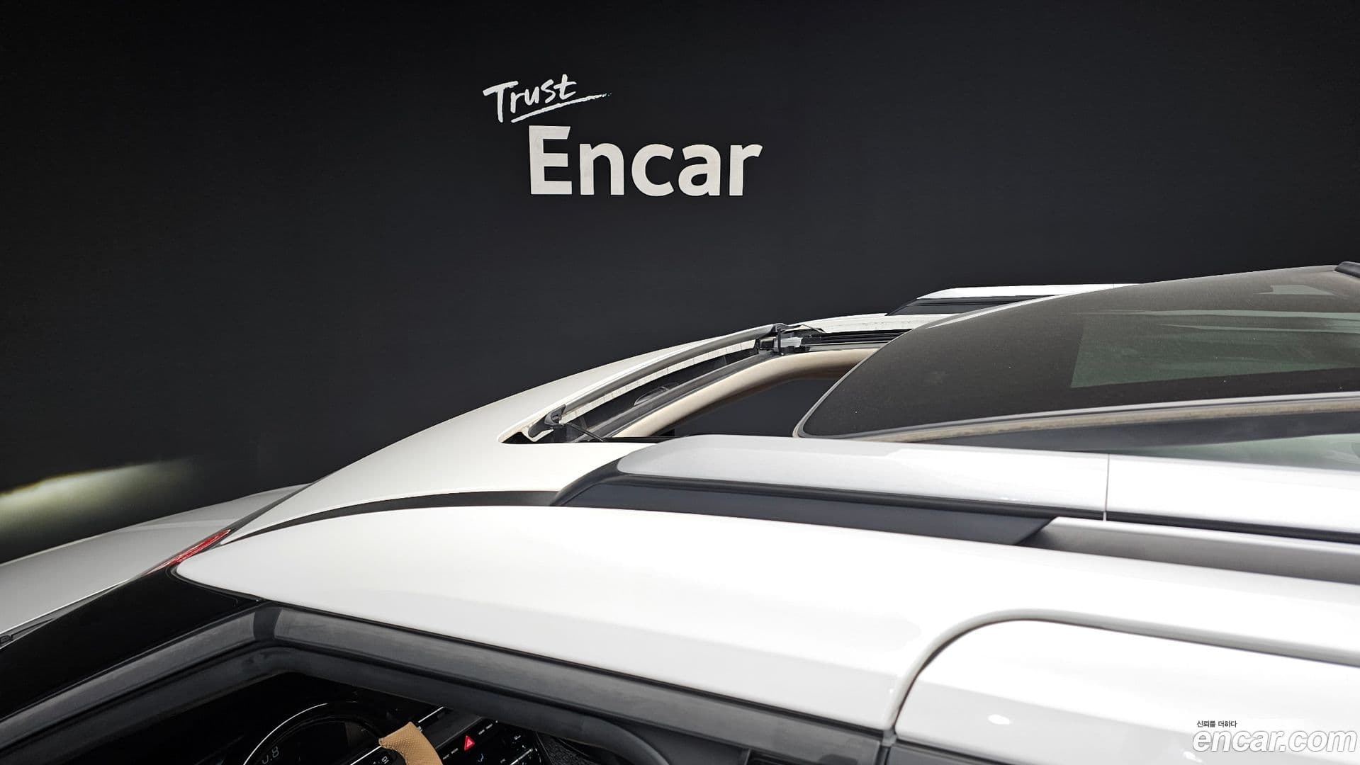 Main__Slider__Photo:Canival Kia 2023.5-19