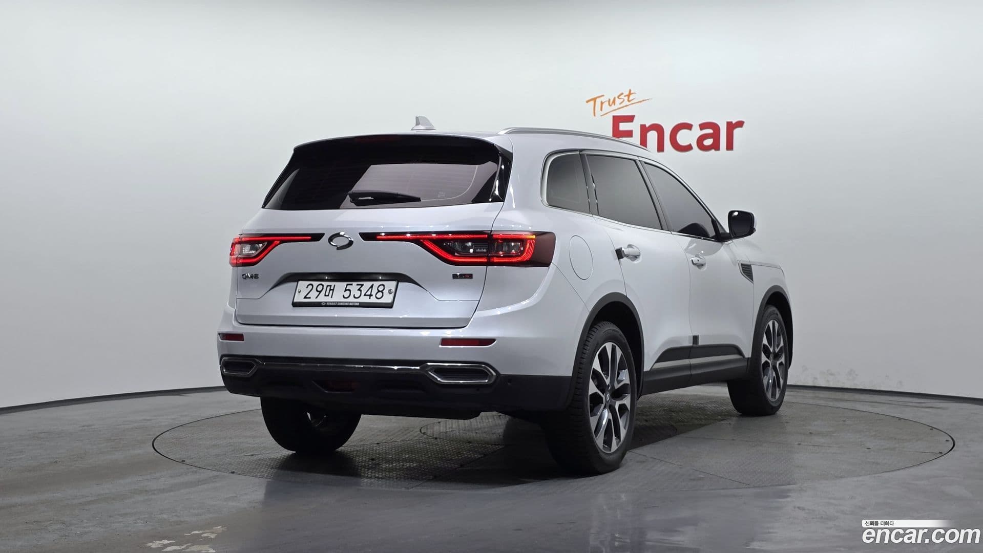 Main__Slider__Photo:QM6 Renault-KoreaSamsung 2018.6-1