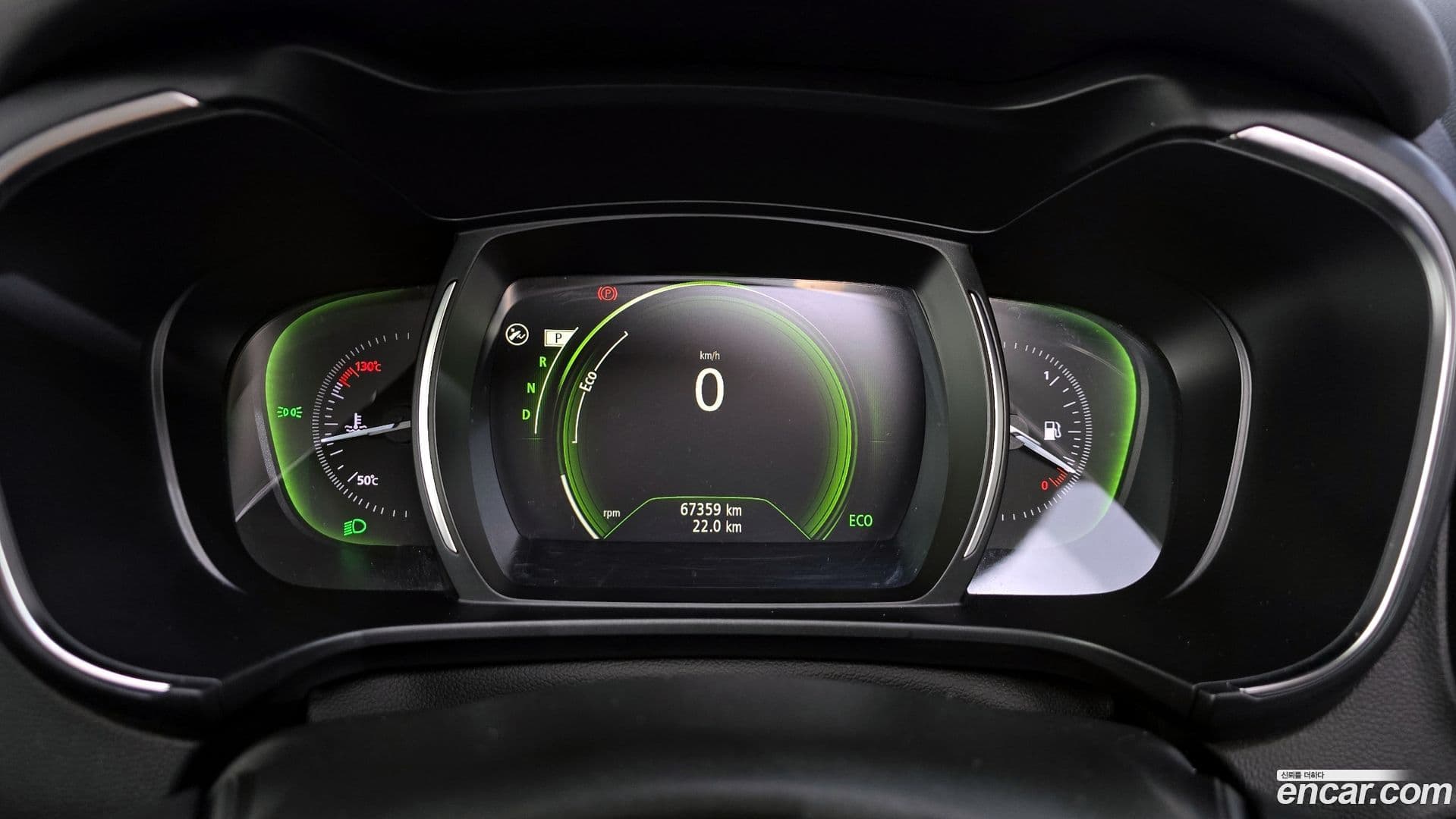 Main__Slider__Photo:QM6 Renault-KoreaSamsung 2018.6-7