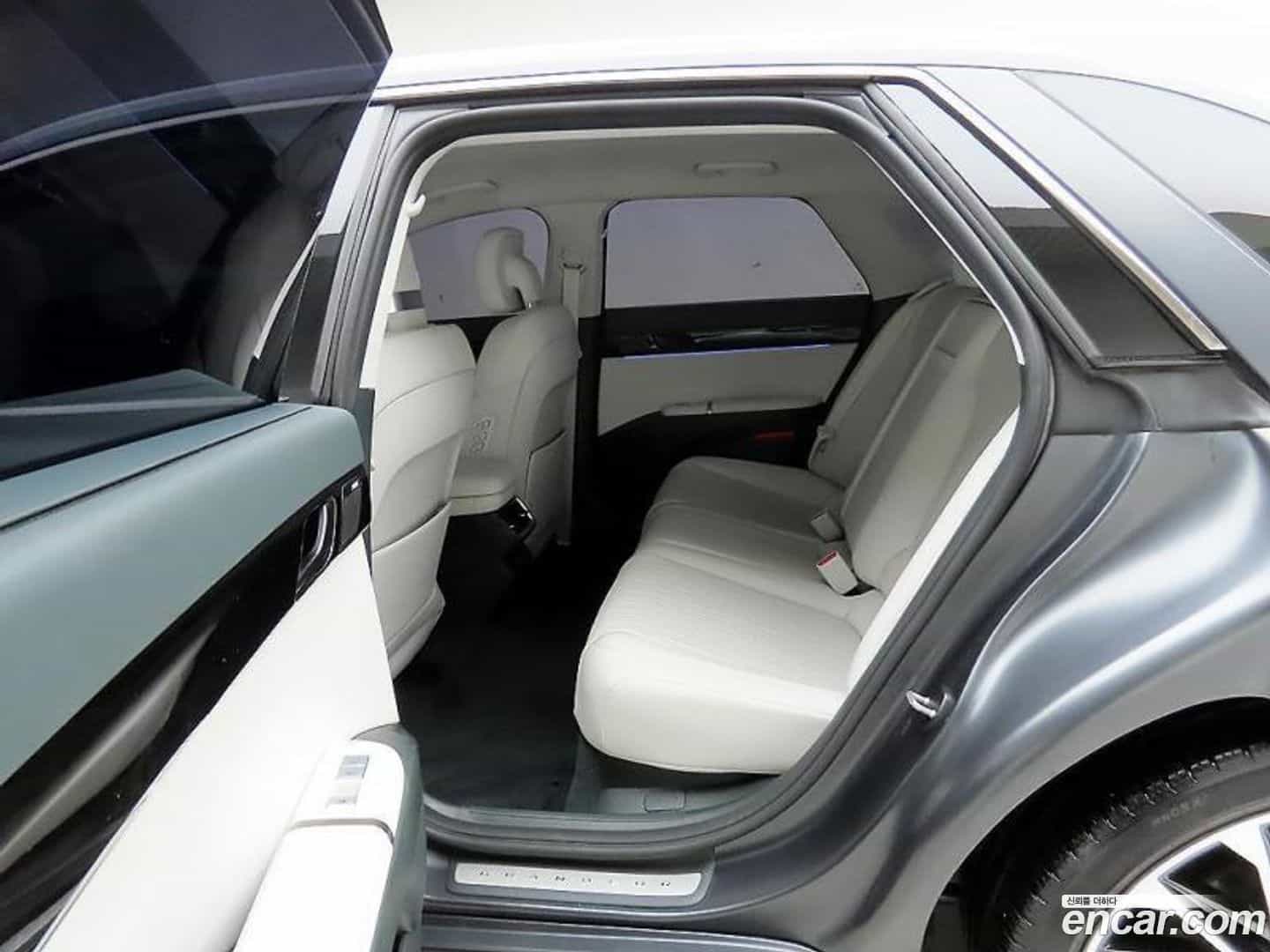 Grandeur Hyundai 2024.0-OPTION-019