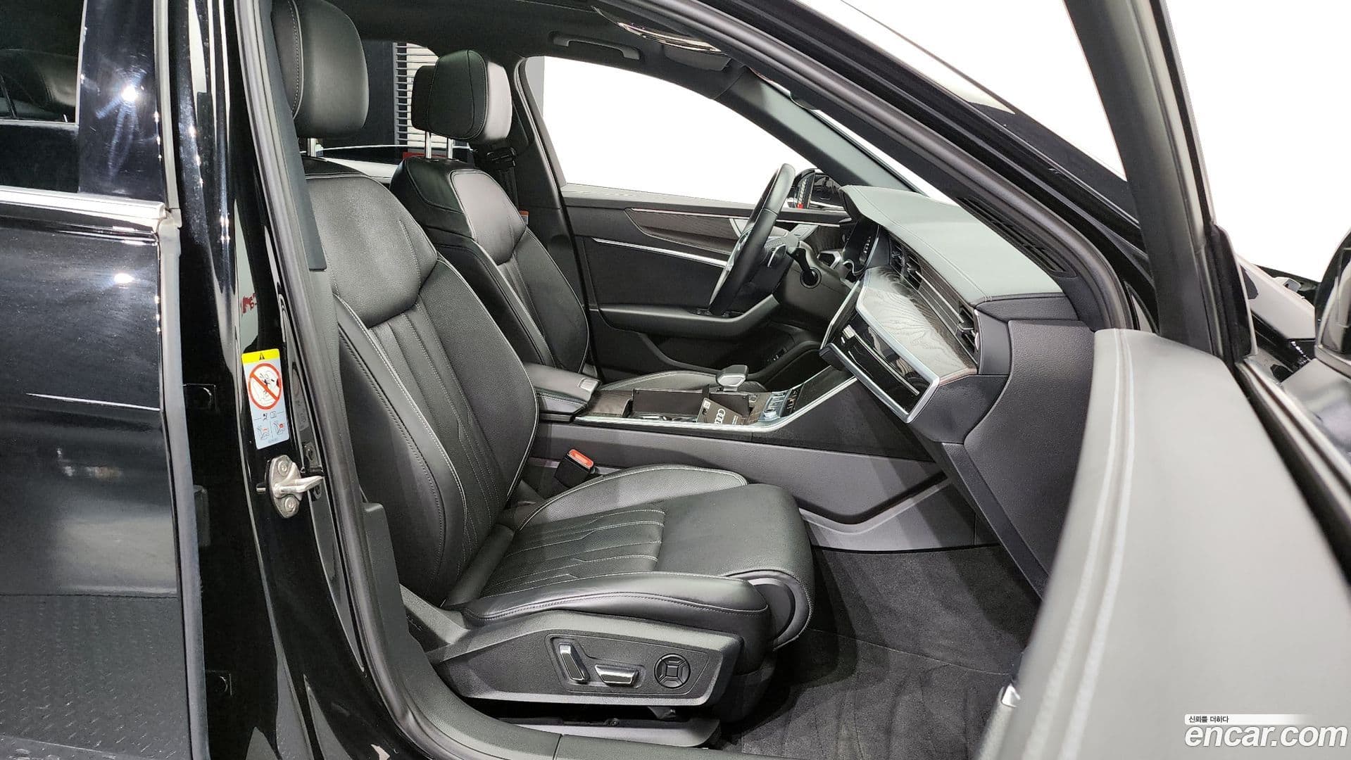 Main__Slider__Photo:A6 Audi 2022.11-10